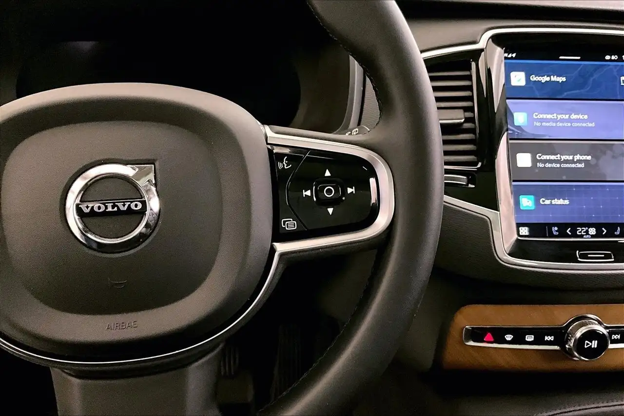 Volvo XC90 снимка Volvo XC90