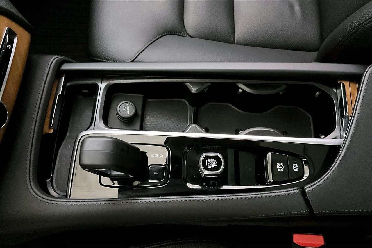 2024 Volvo XC90 PLUS BRIGHT HARMAN KARDON - 21'' WHEELS - CLIMATE thumb 14