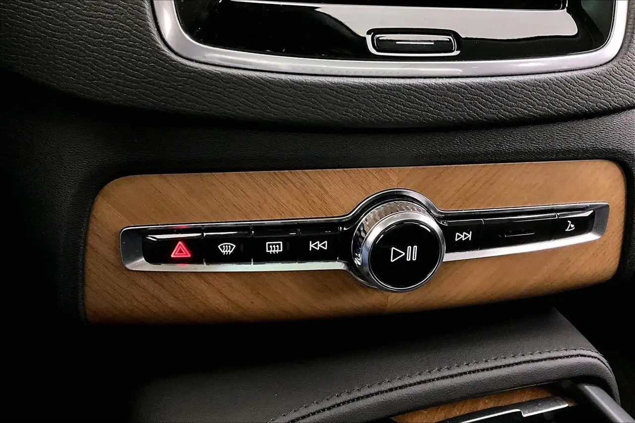 Volvo XC90 снимка Volvo XC90