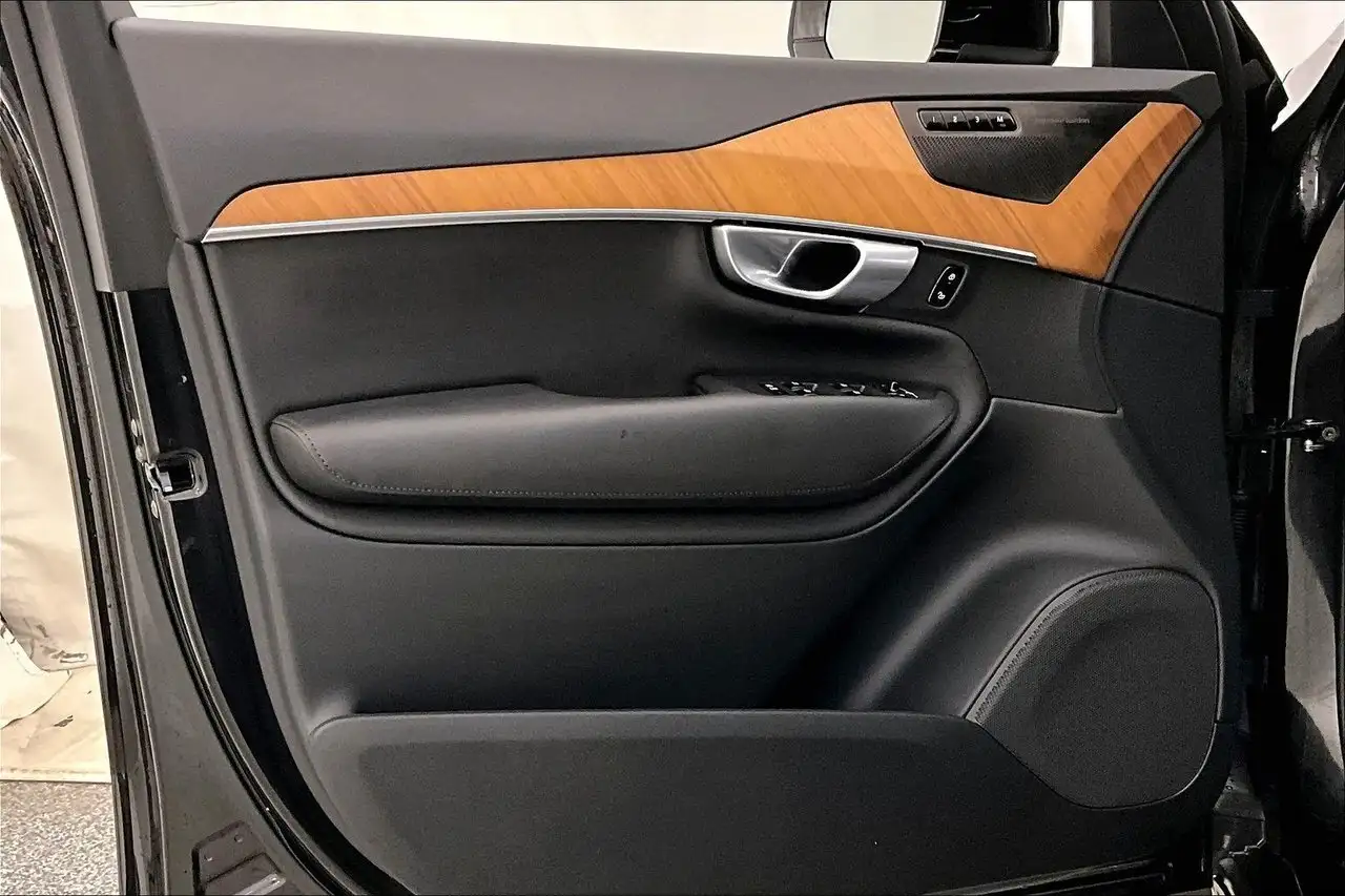 Volvo XC90 снимка Volvo XC90