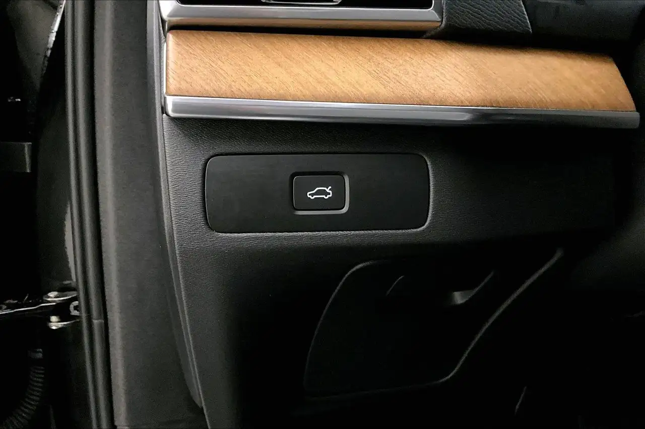Volvo XC90 снимка Volvo XC90