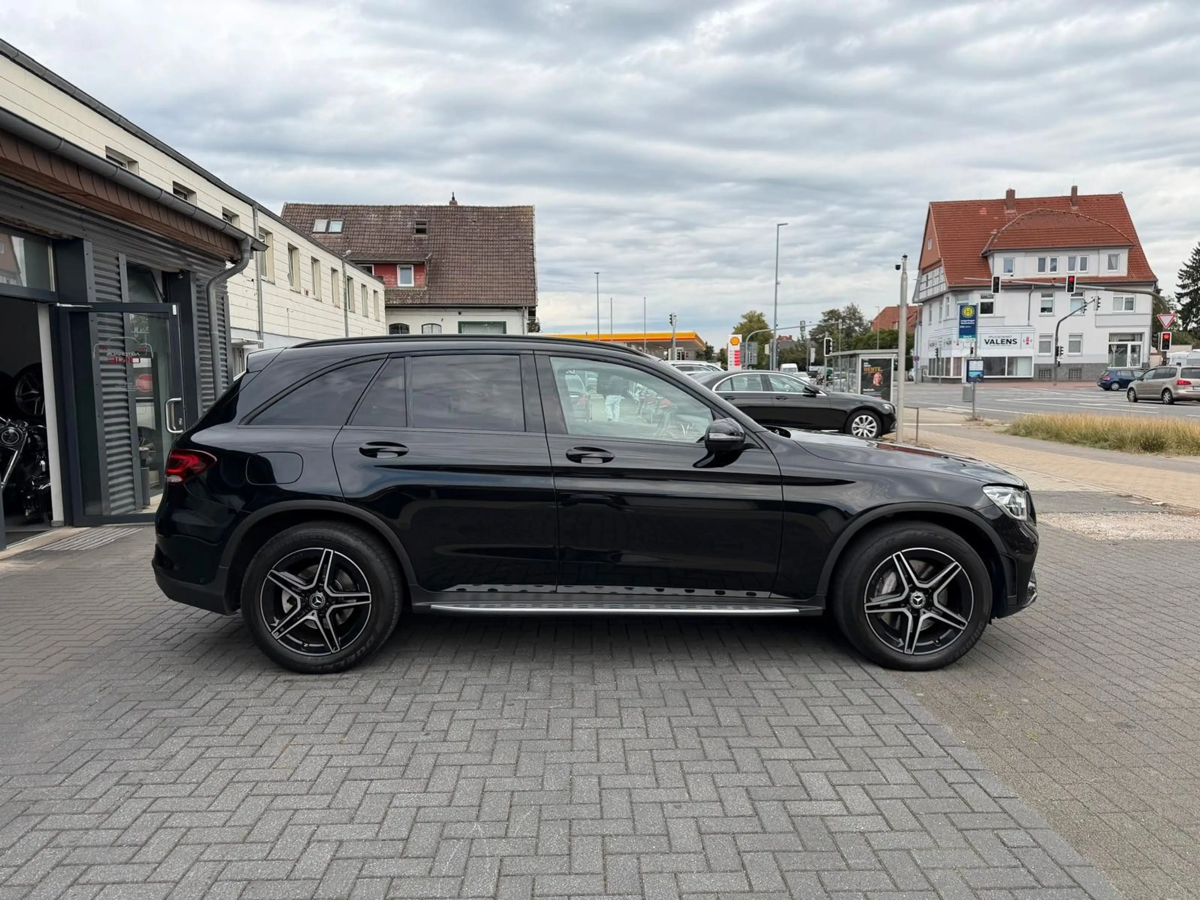 Mercedes-Benz GLC 400 d 4Matic MEMORY/MB100/PANO/VIRTUALCOCKPIT — photo 7