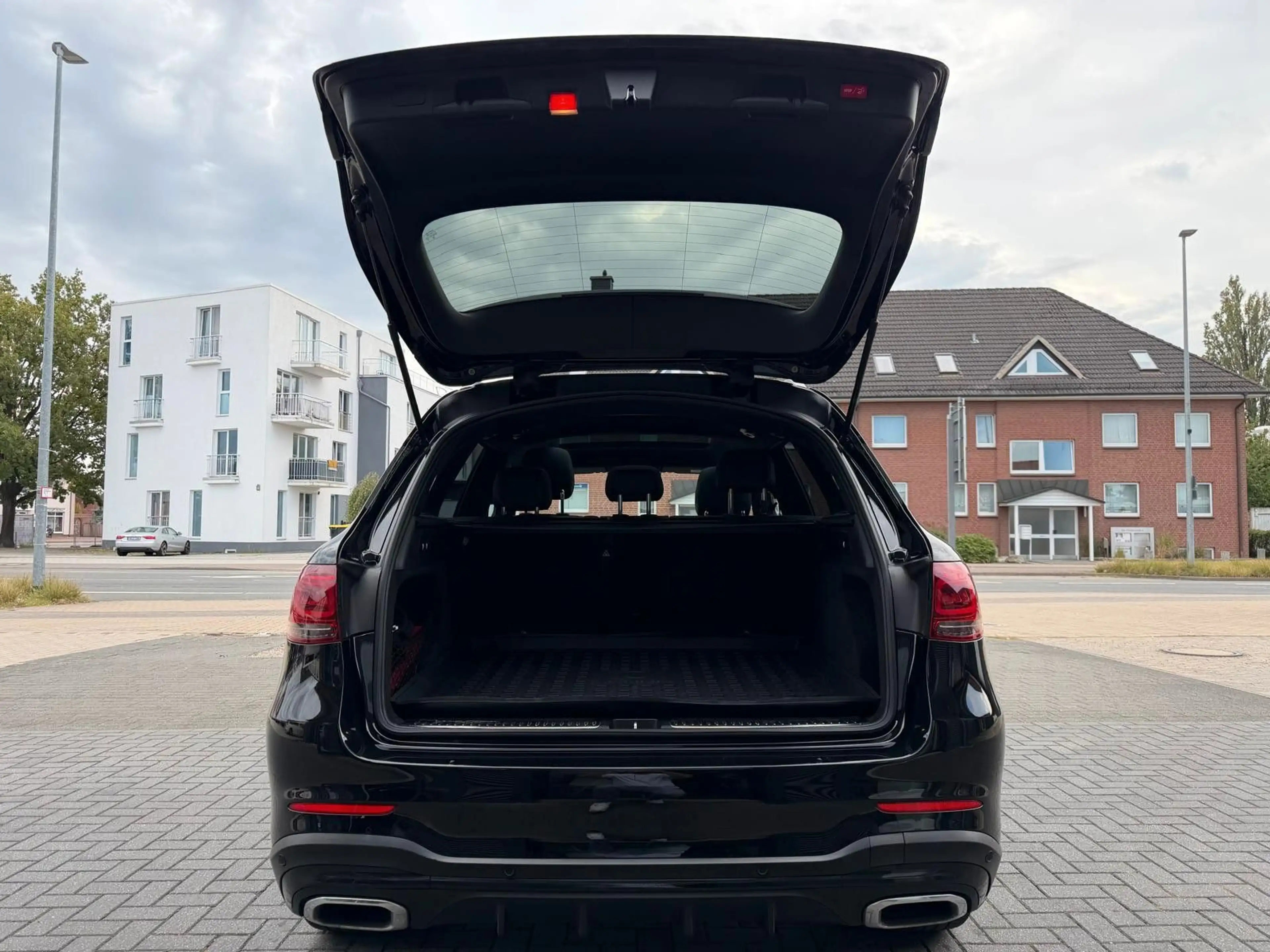 Mercedes-Benz GLC 400 d 4Matic MEMORY/MB100/PANO/VIRTUALCOCKPIT — photo 11