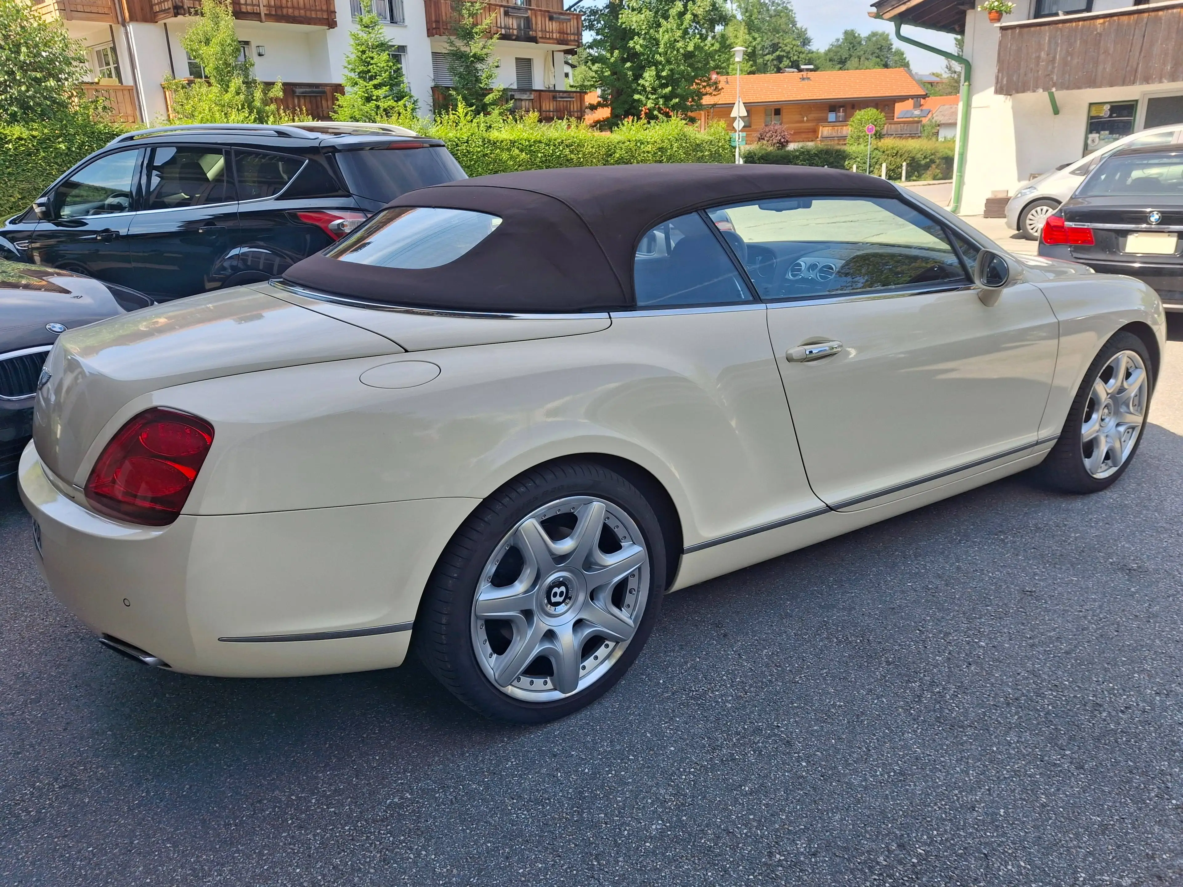Bentley Continental Continental GTC GTC — photo 9