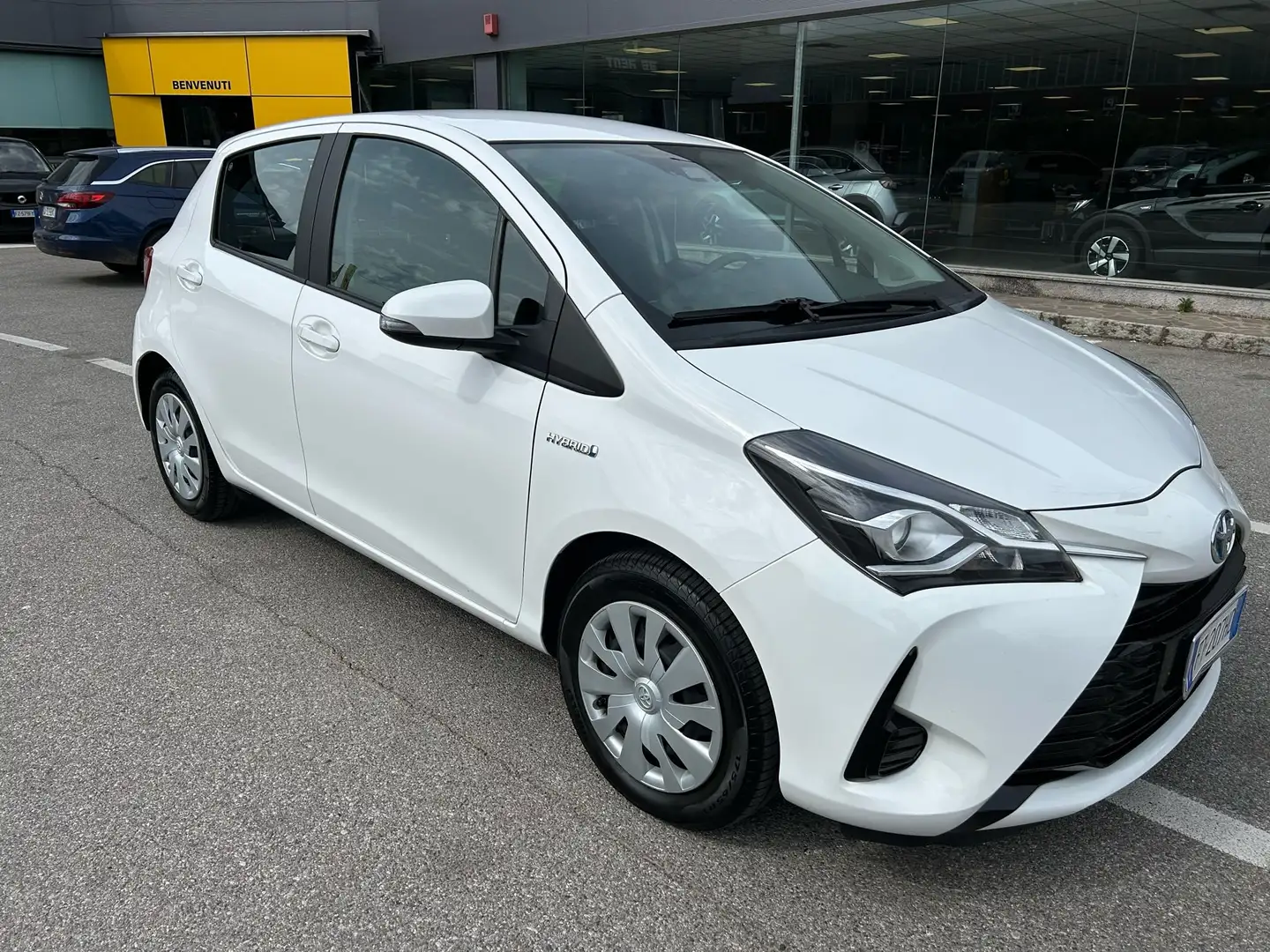 Toyota Yaris Yaris 5p 1.5h  my18 Wit - 2