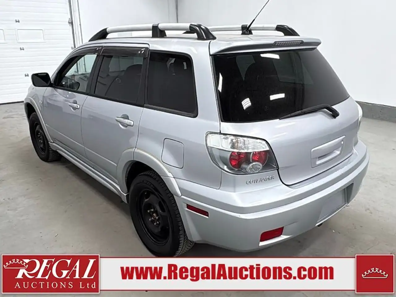 Mitsubishi Outlander снимка Mitsubishi Outlander