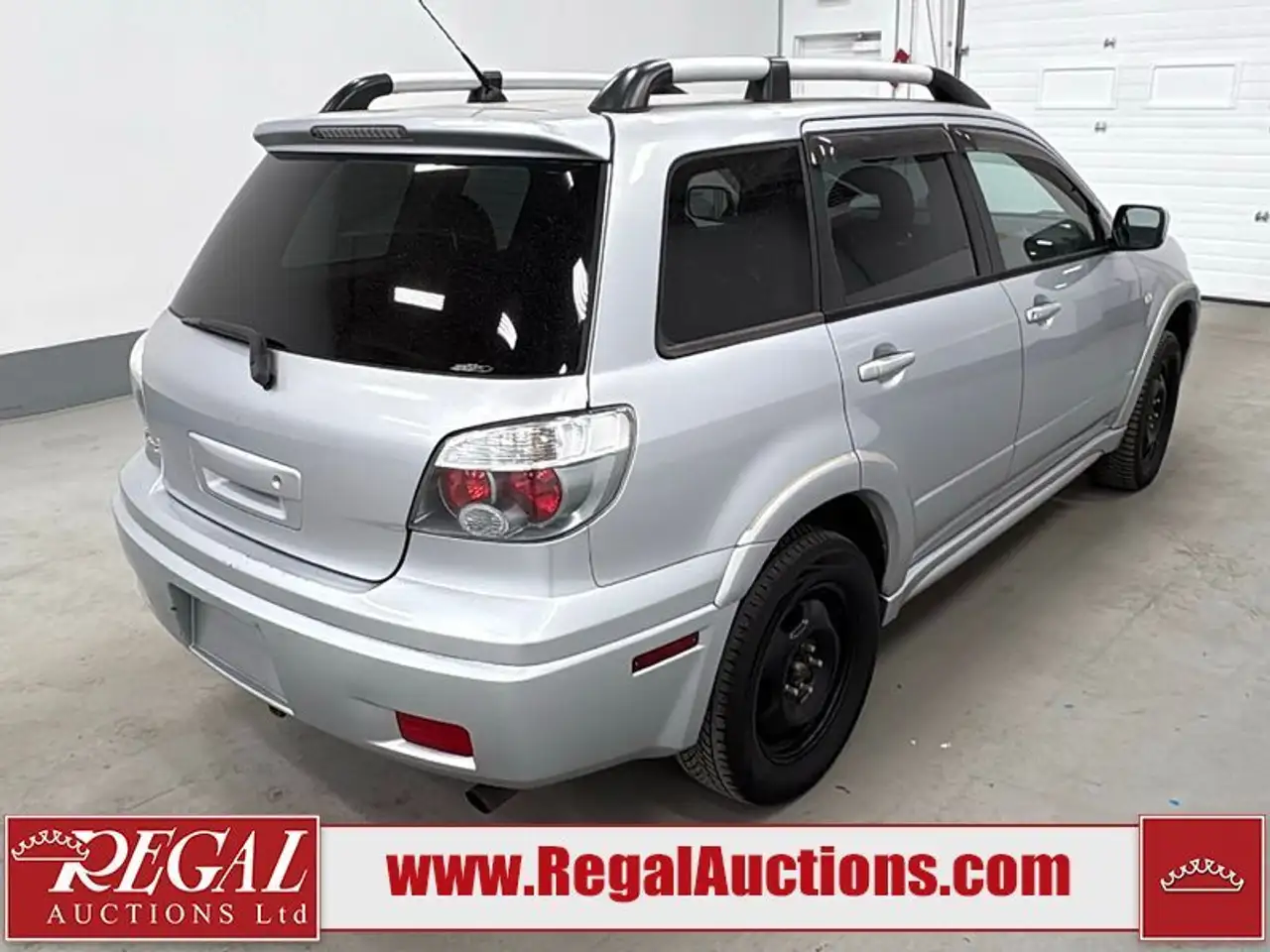Mitsubishi Outlander снимка Mitsubishi Outlander