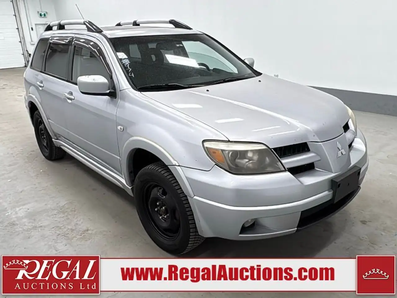 Mitsubishi Outlander снимка Mitsubishi Outlander