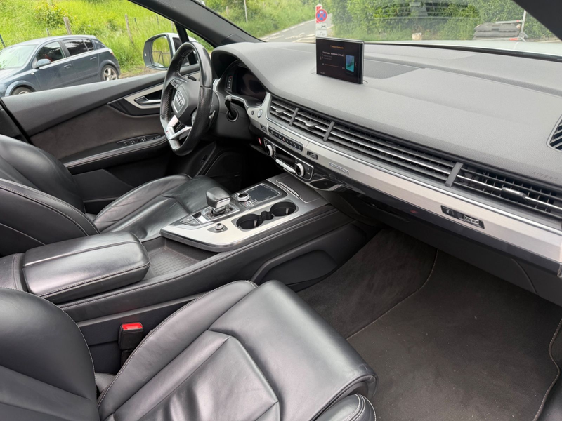 Audi Q7 3.0 TDI quattro S-Line Panoramadach Quatro — photo 7