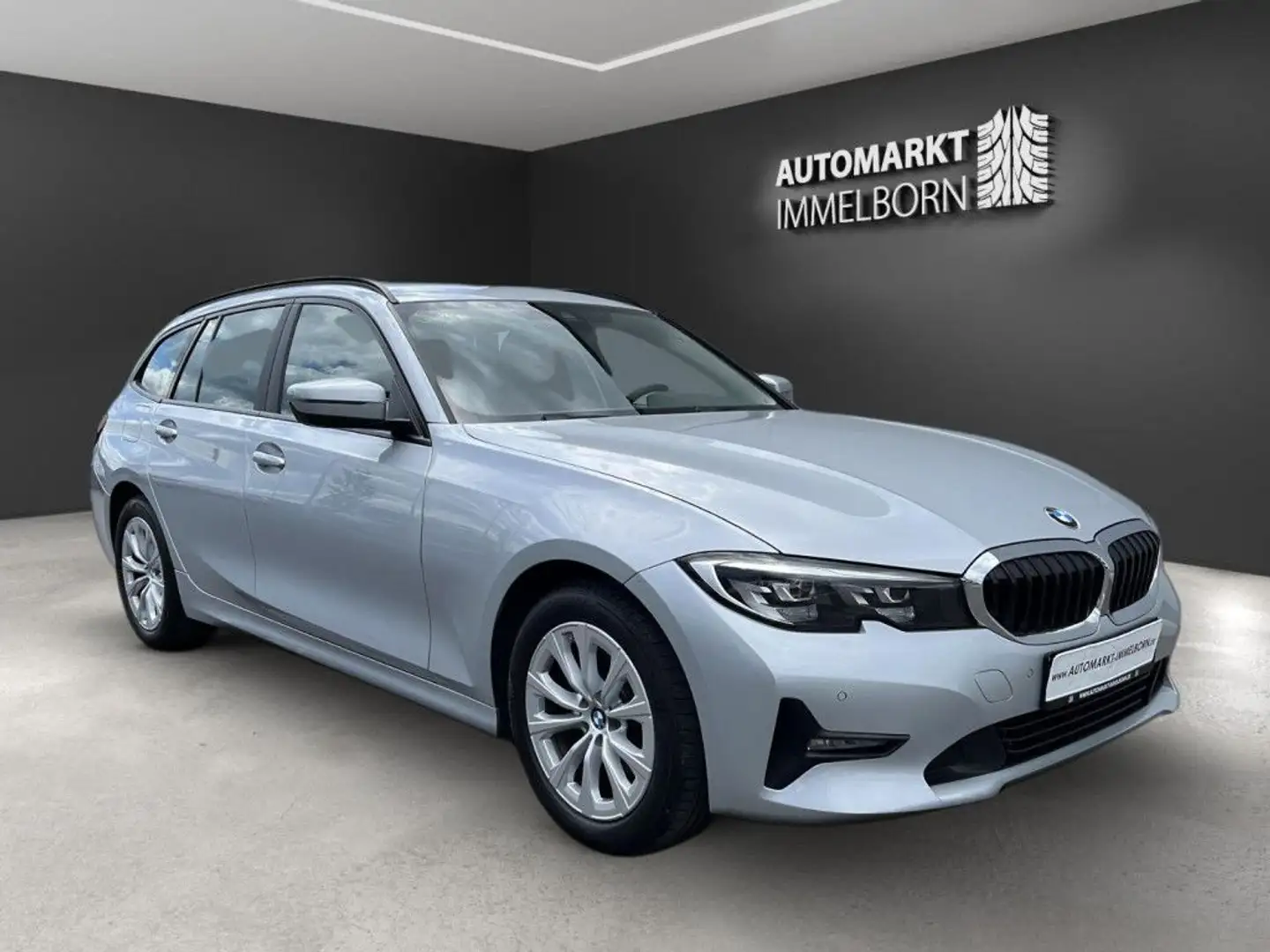 BMW 320 d Navi*Led*LiveCP*LM*Park*DAB*Md.2021 Silver - 1
