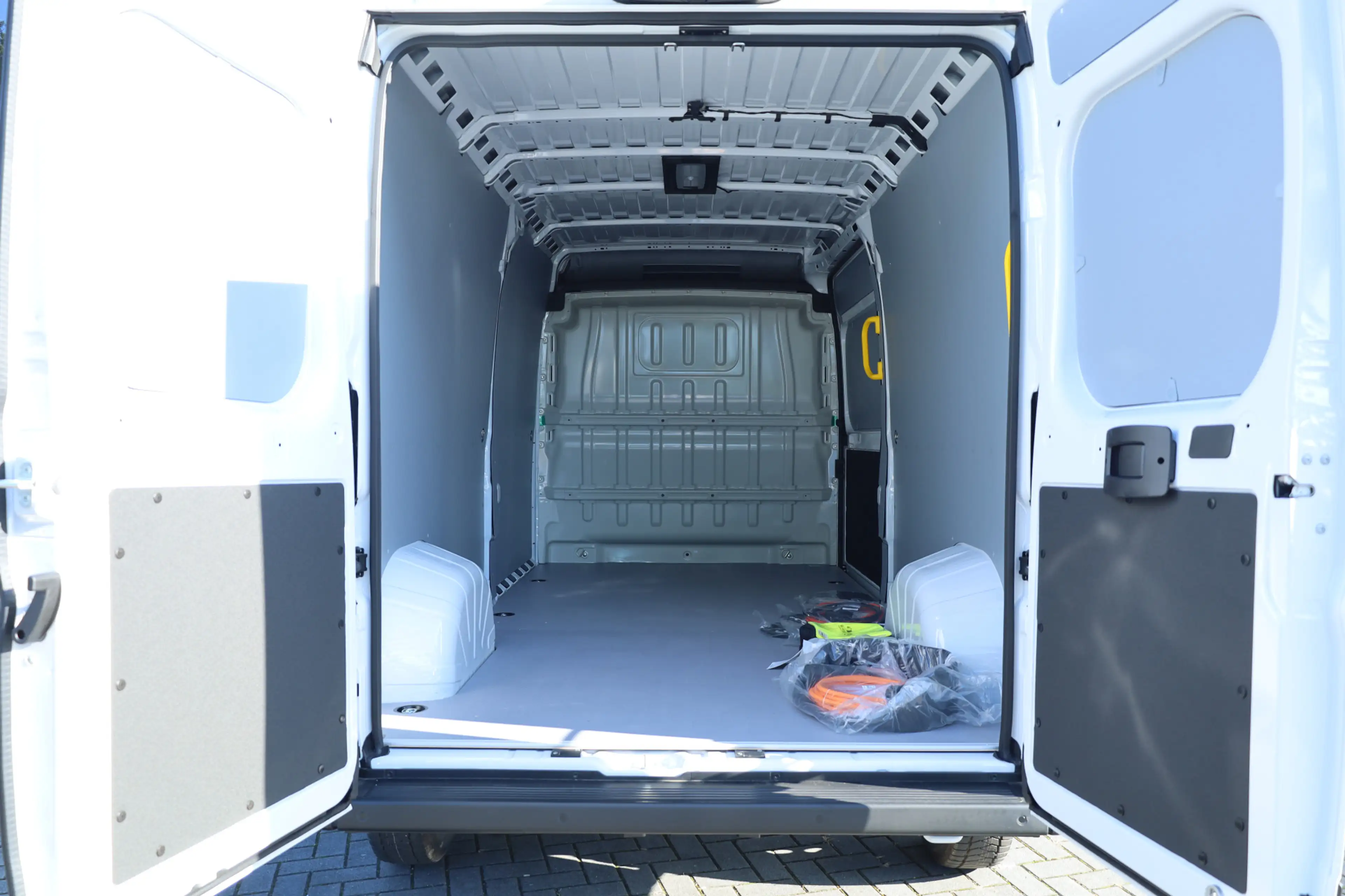 Toyota Proace Max Electric 3.5t L3H2 Navigator Heavy 110 kWh | 2.400 — photo 6