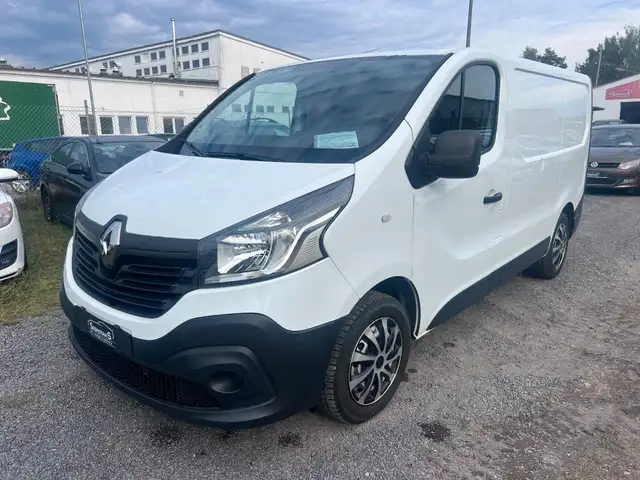 2015 Renault Trafic in White for sale