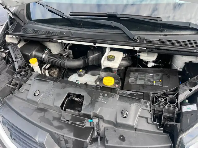 Renault Trafic view 11