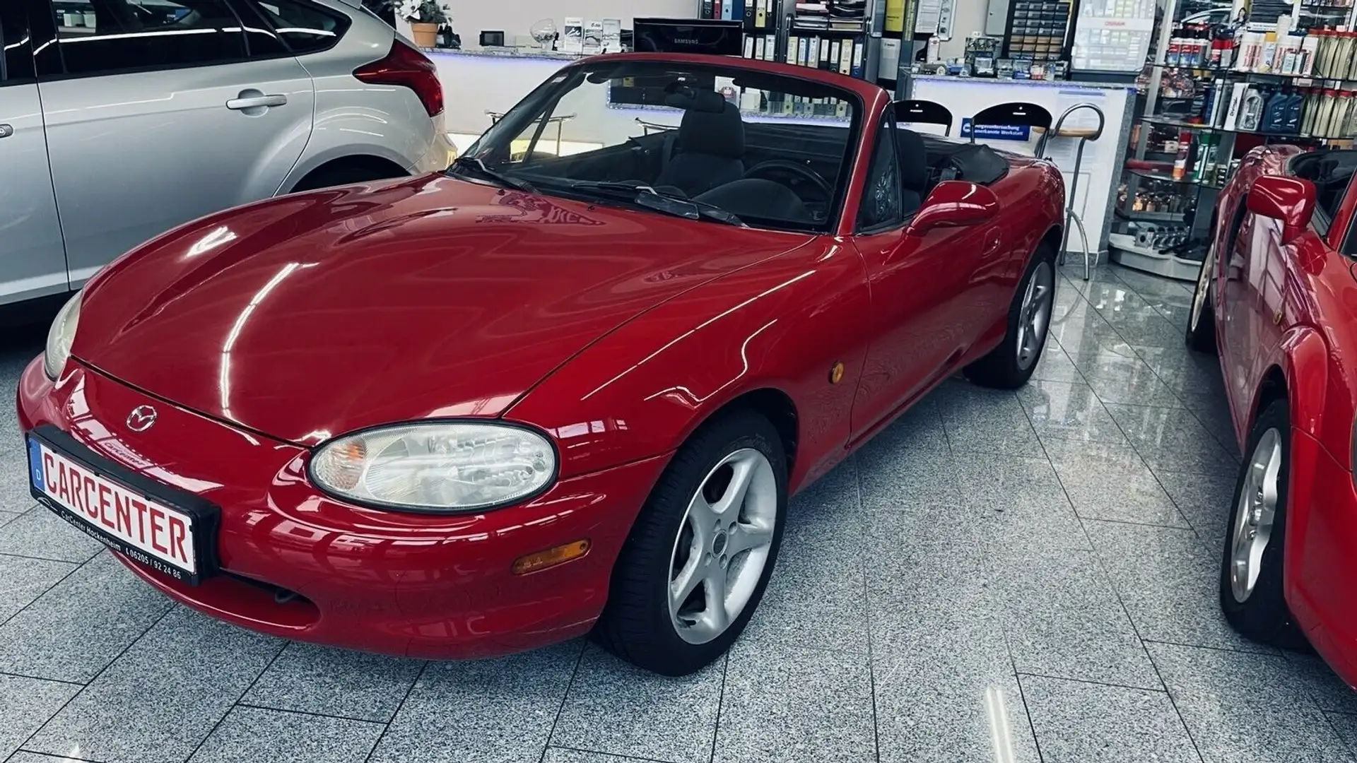 Mazda MX-5 1.6i 16V Czerwony - 1