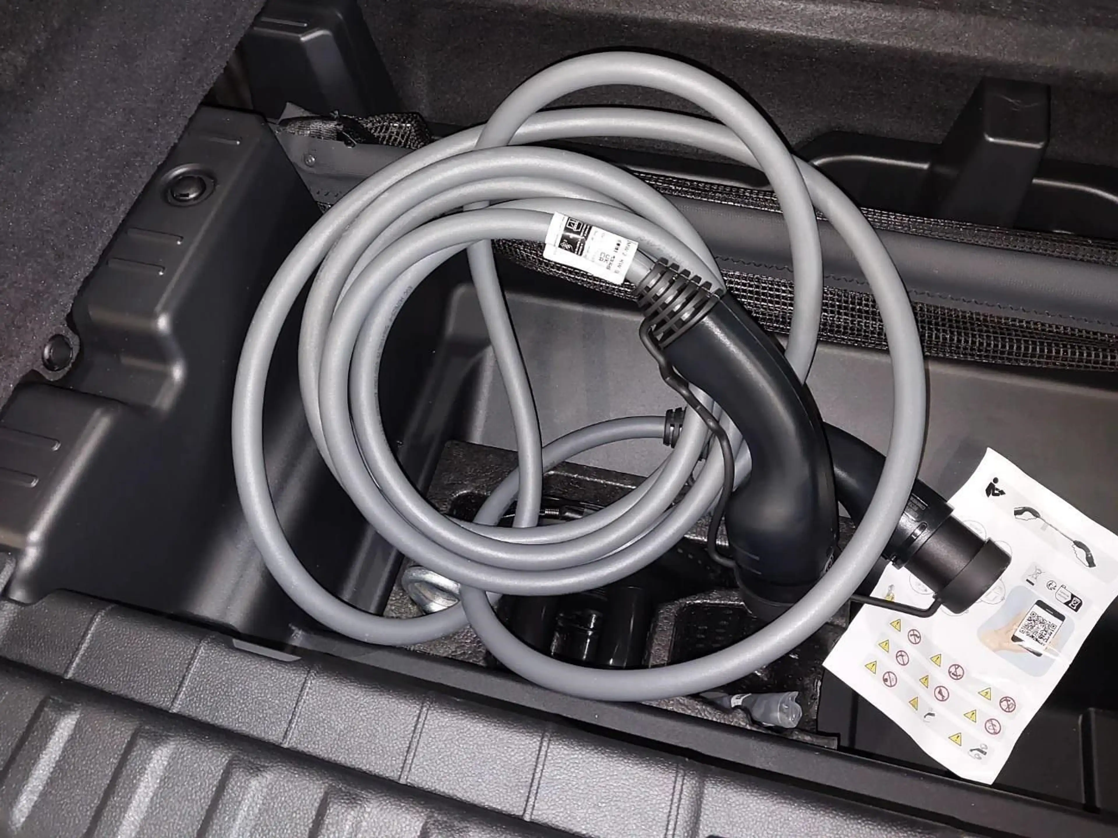 BMW iX xDrive60 |Luftfederung |M Sportpaket Pro |Bowers&W — photo 8