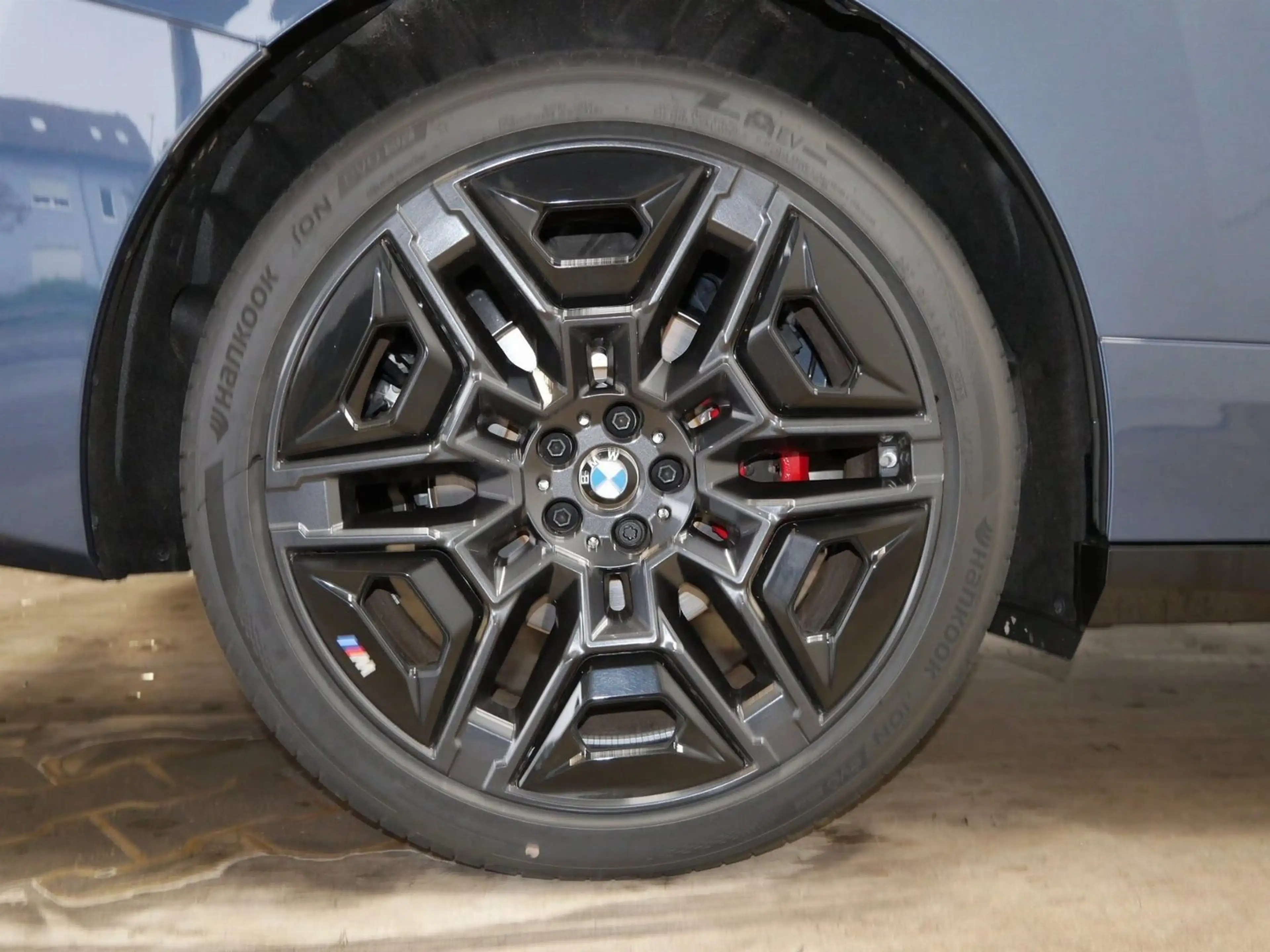 BMW iX xDrive60 |Luftfederung |M Sportpaket Pro |Bowers&W — photo 14