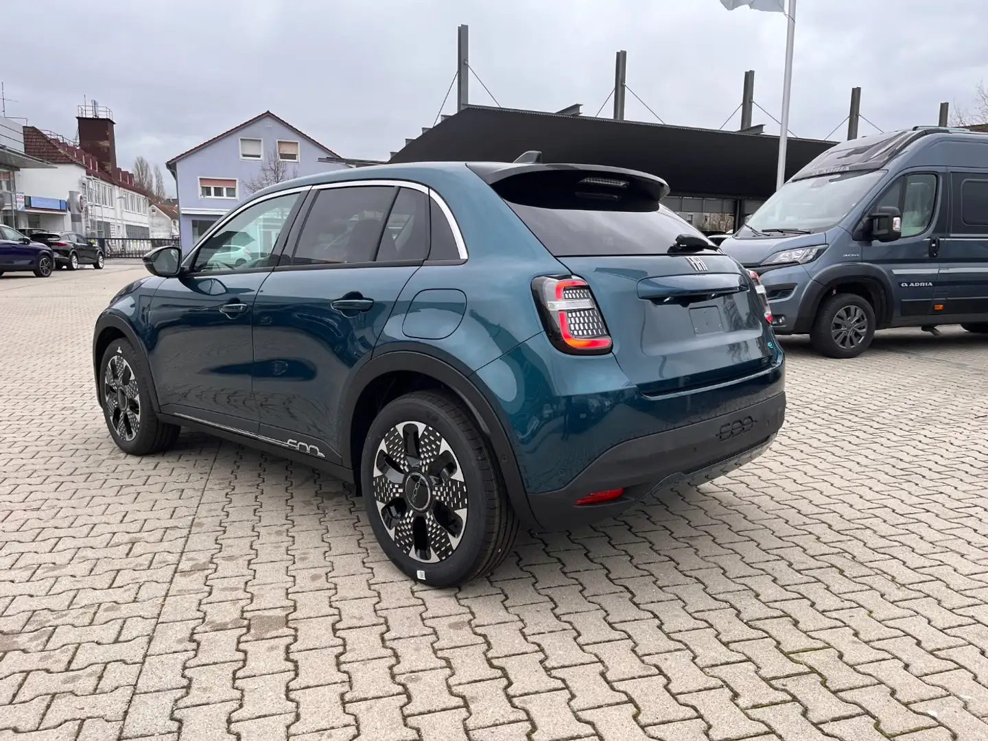 Fiat 600 1.2 La Prima *ACC LED Navi SHZ 360 Kam SpurW* Grün - 2