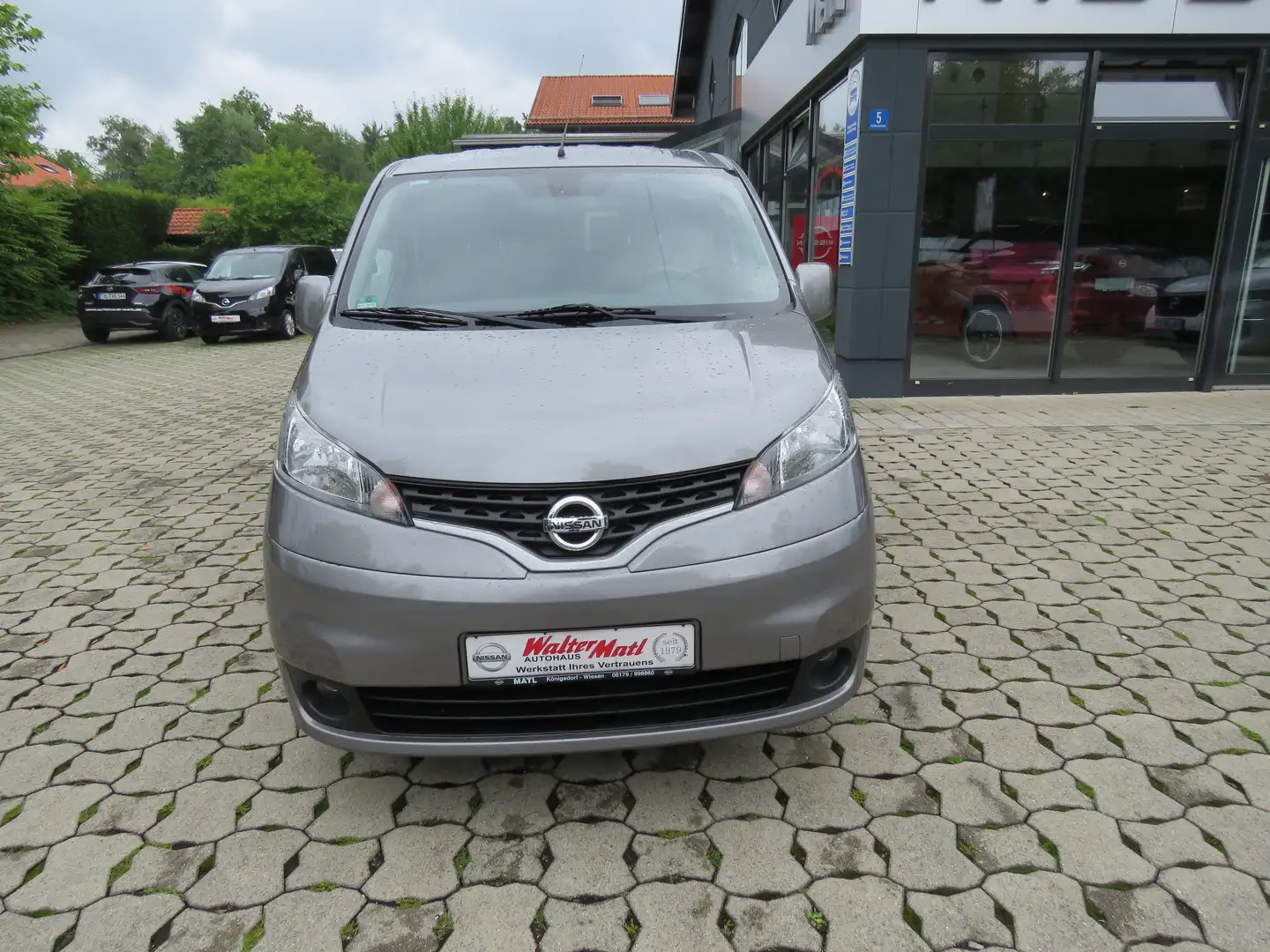 Nissan NV200 Evalia Tekna 1,5 dCi 110PS 6MT mit AHK Сірий - 2