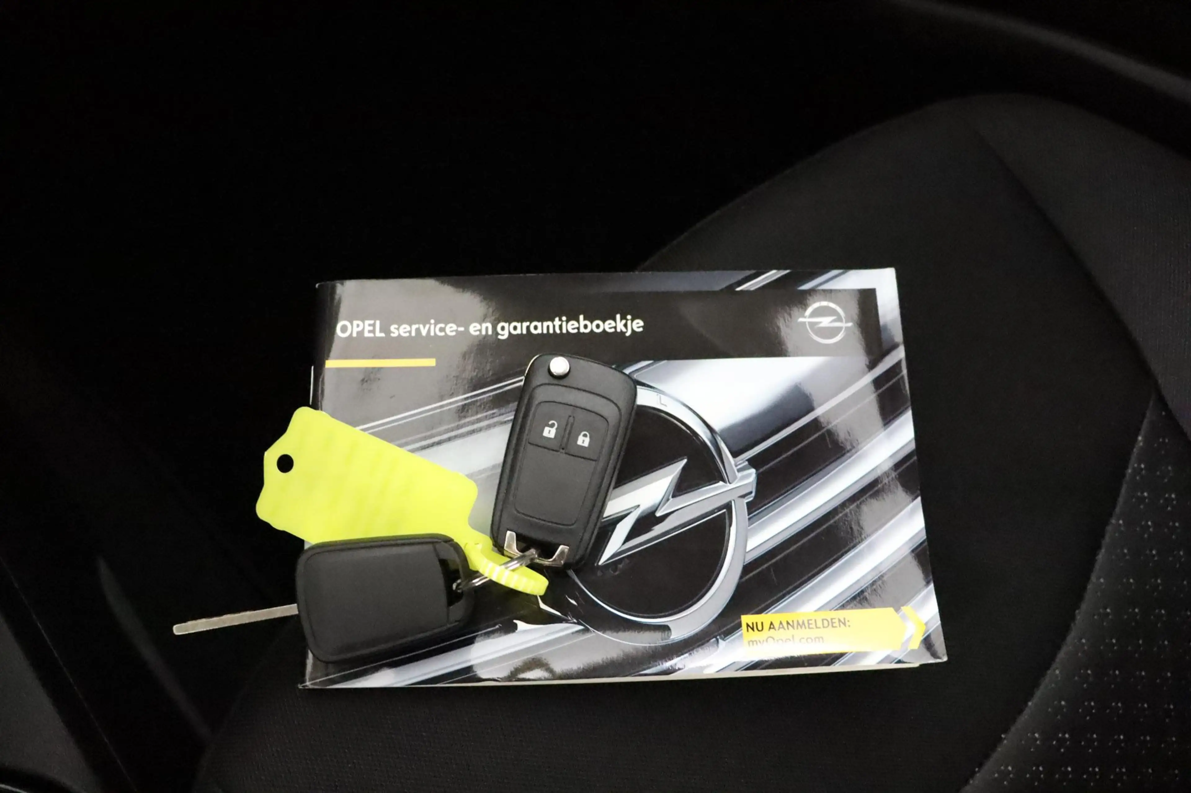 Opel Karl 1.0 ecoFLEX Edition | Unieke lage KM Stand  9300KM — photo 10