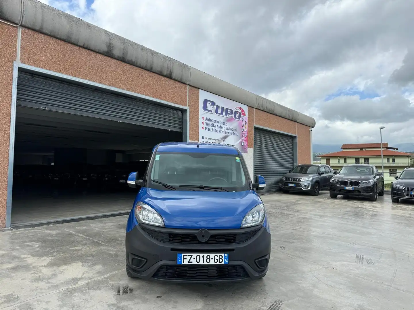 Fiat Doblo 1.6 mjt 16v 120cv FRIGO VARIE UNITA' Blauw - 2