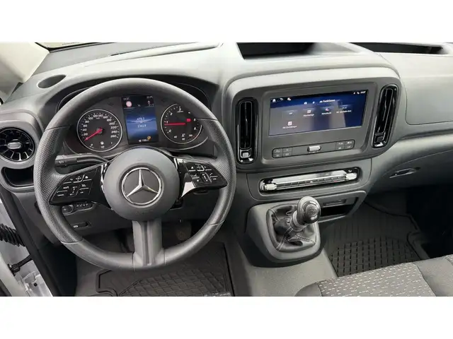 Mercedes-Benz Vito view 12