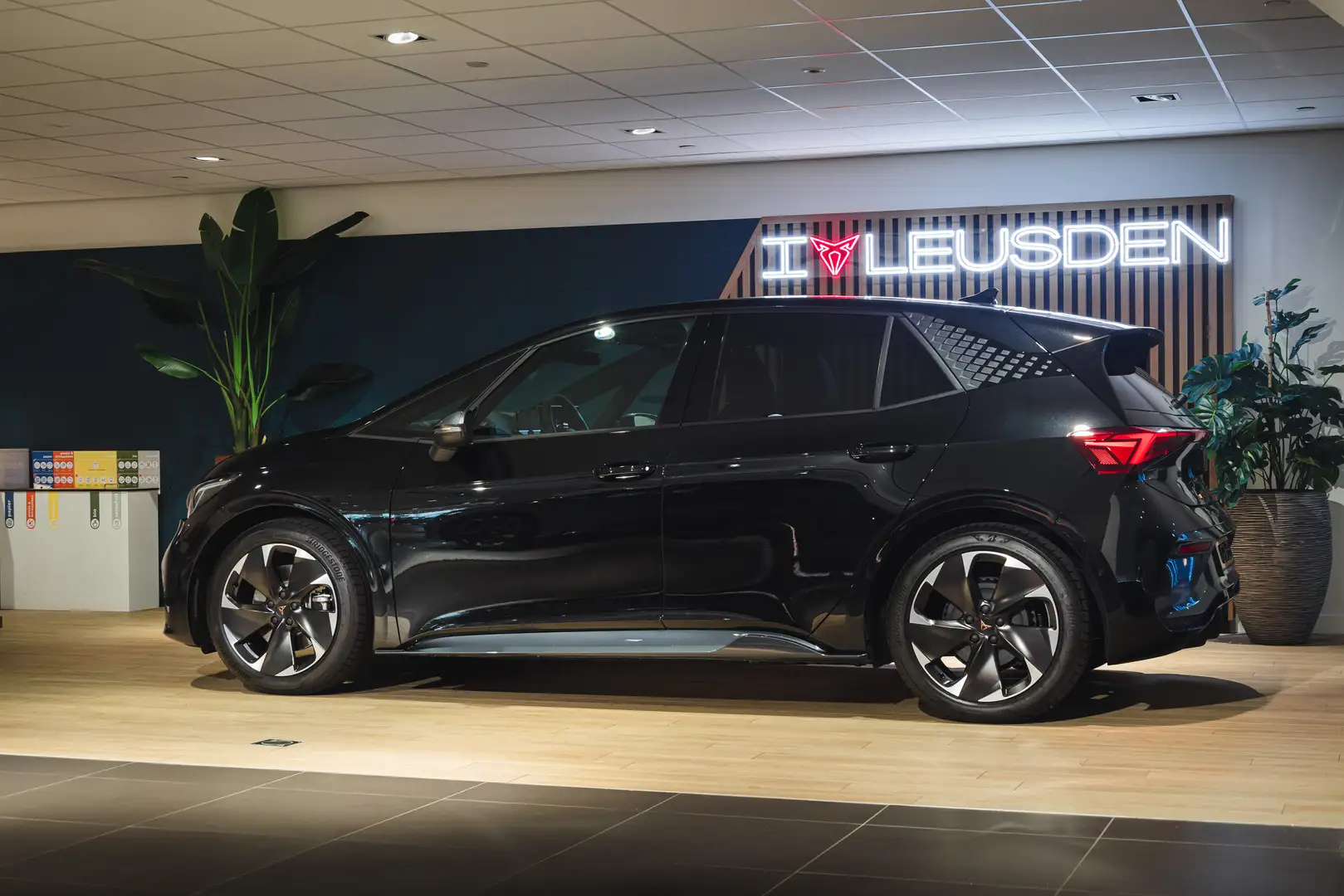 CUPRA Born Business 63 kWh | Achteruitrijcamera | Apple Carpl Чорний - 2