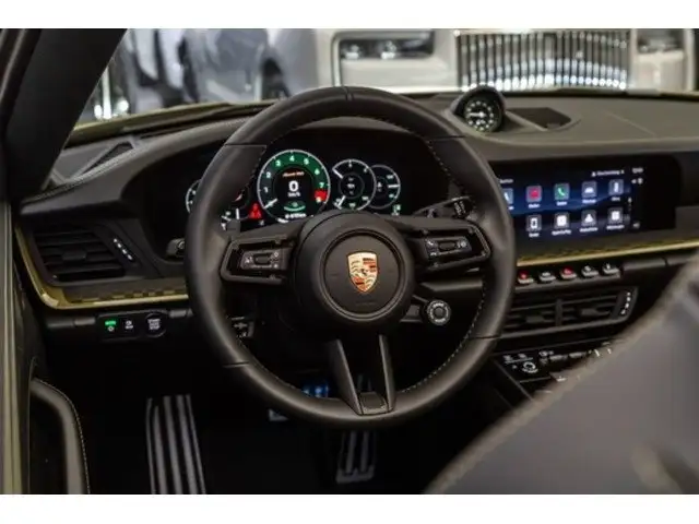 Porsche 992 view 12