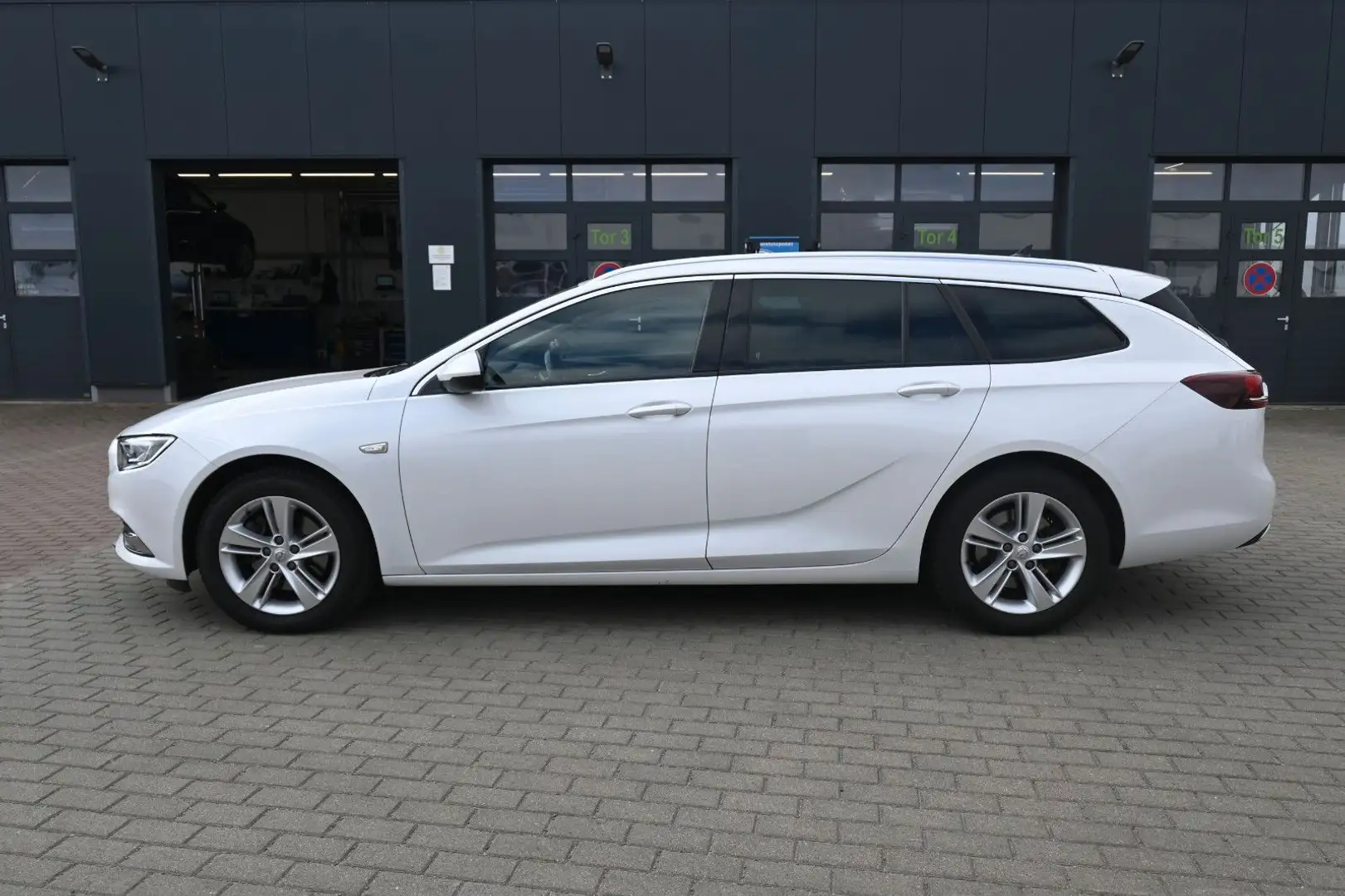 Opel Insignia B Sports Tourer Innovation 4x4 Blanco - 2