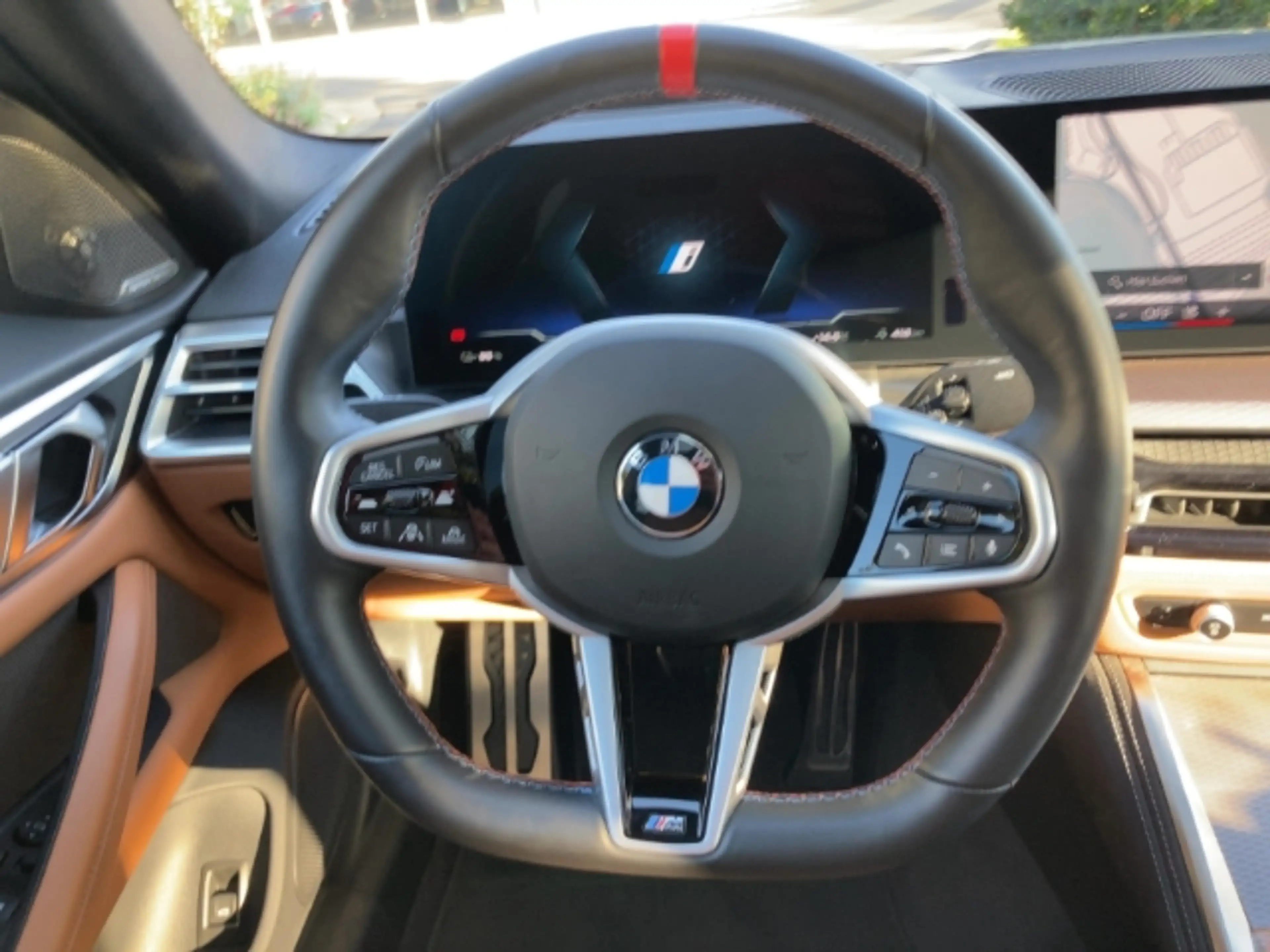 BMW i4 M60 xDrive GC M-Sport-Pro Pano AHK 18''DA-Prof PA+ — photo 9