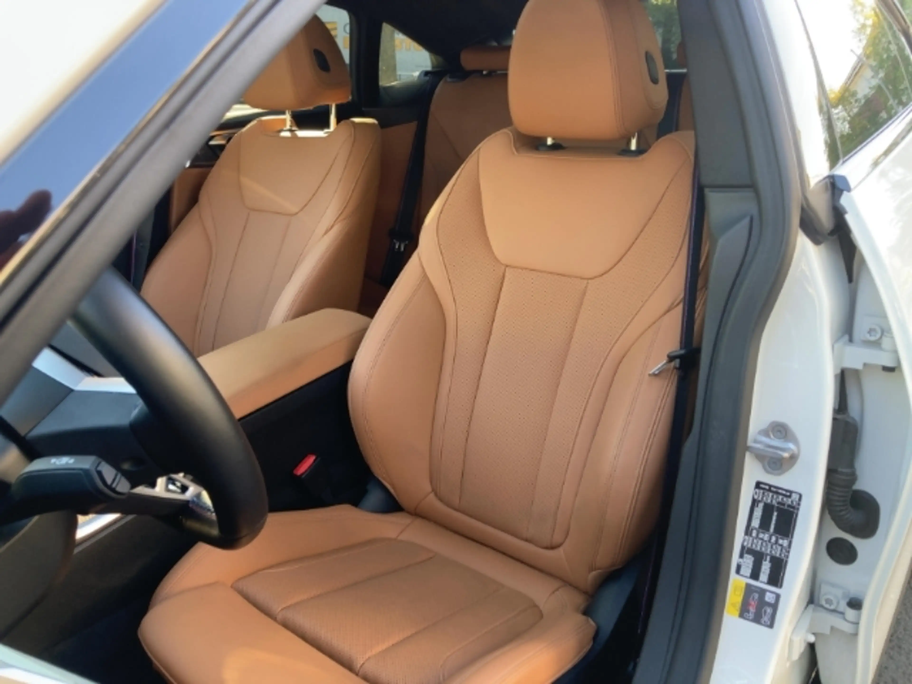 BMW i4 M60 xDrive GC M-Sport-Pro Pano AHK 18''DA-Prof PA+ — photo 6