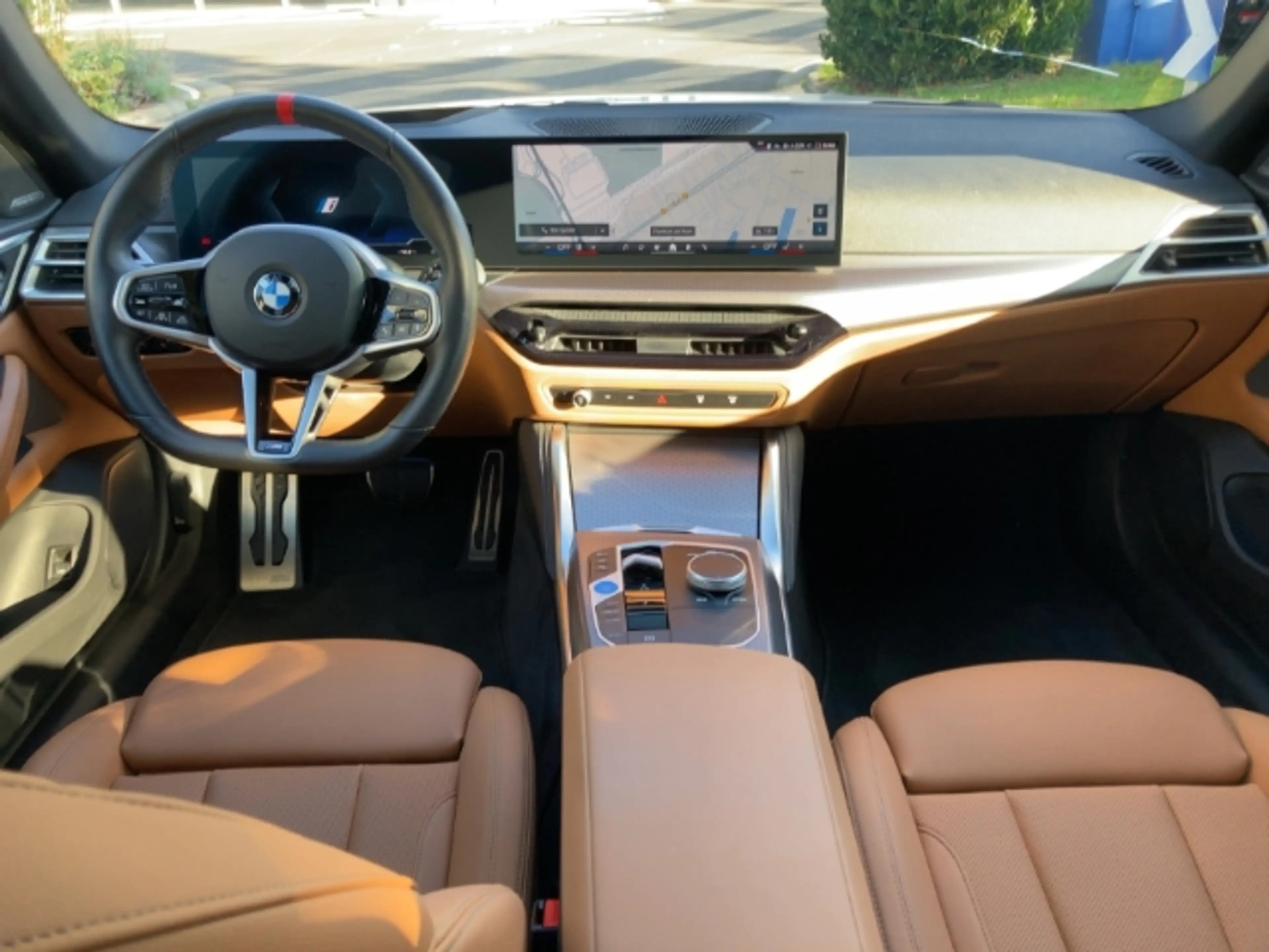 BMW i4 M60 xDrive GC M-Sport-Pro Pano AHK 18''DA-Prof PA+ — photo 8