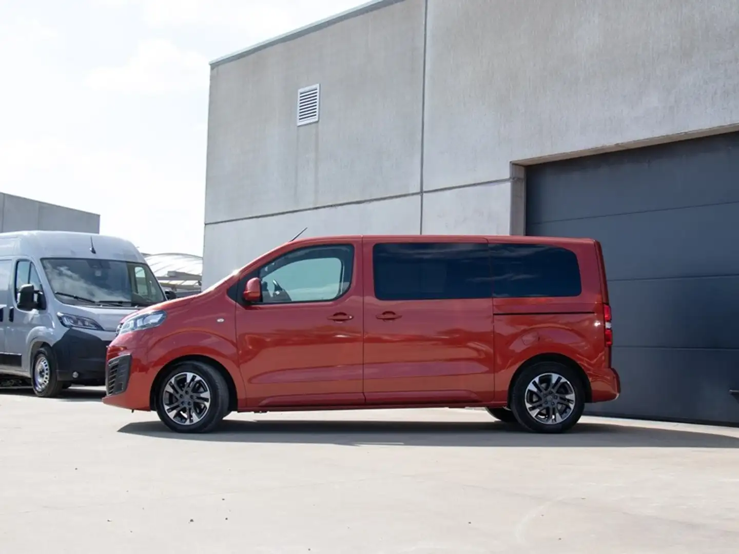 Opel Zafira Life 8 ZIT|2.0 AT8 144PK|CAMERA|CARPLAY|ADAPTIEVE CRUIS Rood - 2
