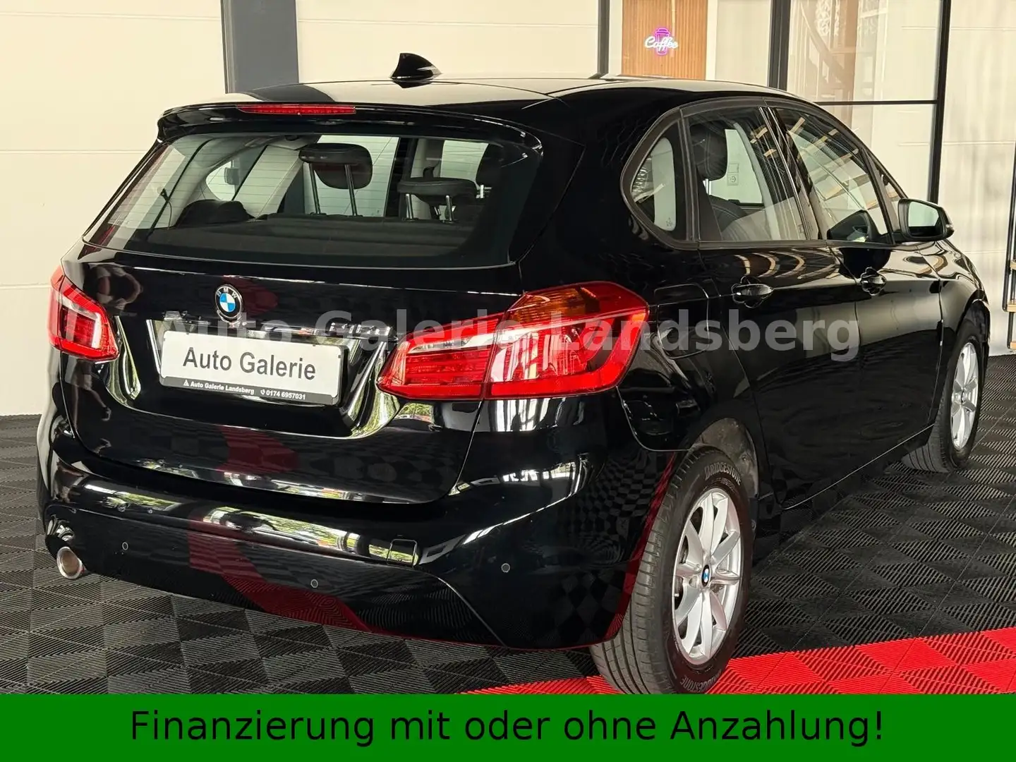 BMW 216 216d  Active Toure Advantage*Autom.*Navi*1.Hand* Schwarz - 2