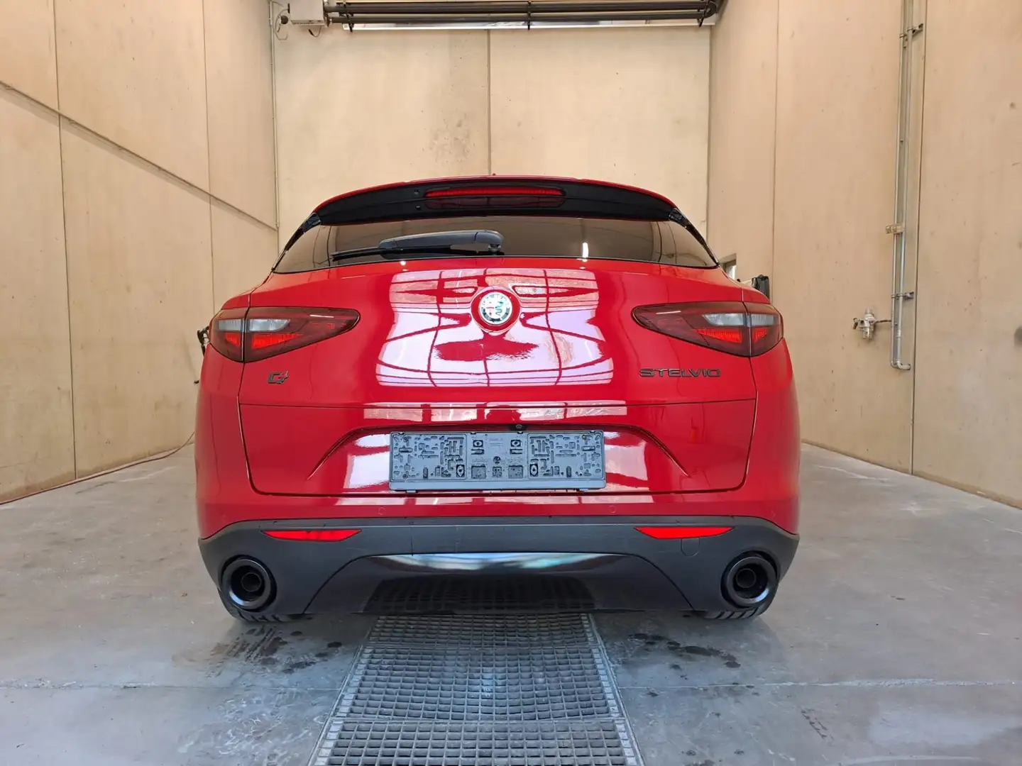 Alfa Romeo Stelvio Super*** 2,2 ATX AWD Rot - 1