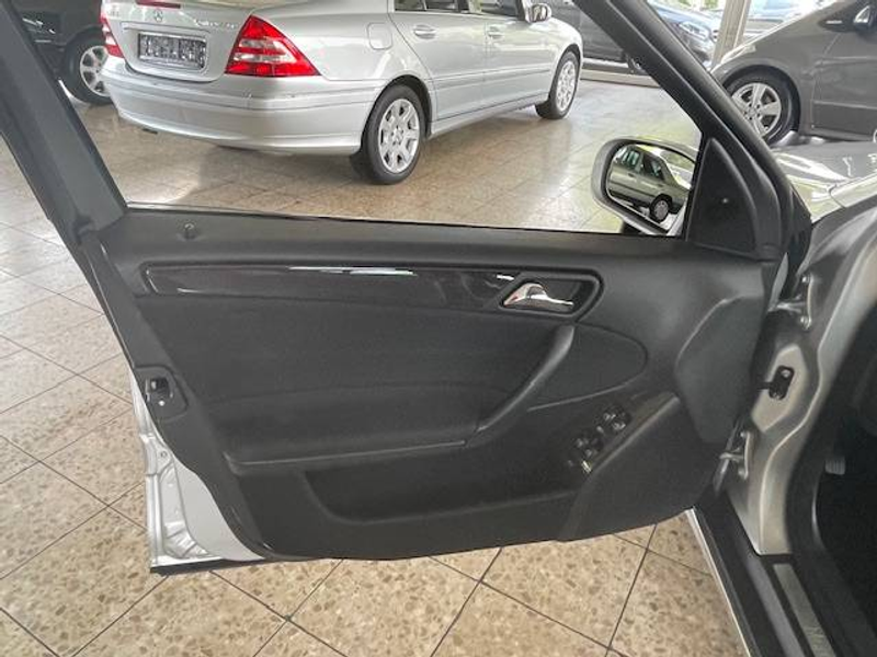 Mercedes-Benz C 180 C 180 Kompressor (203.046) — photo 12