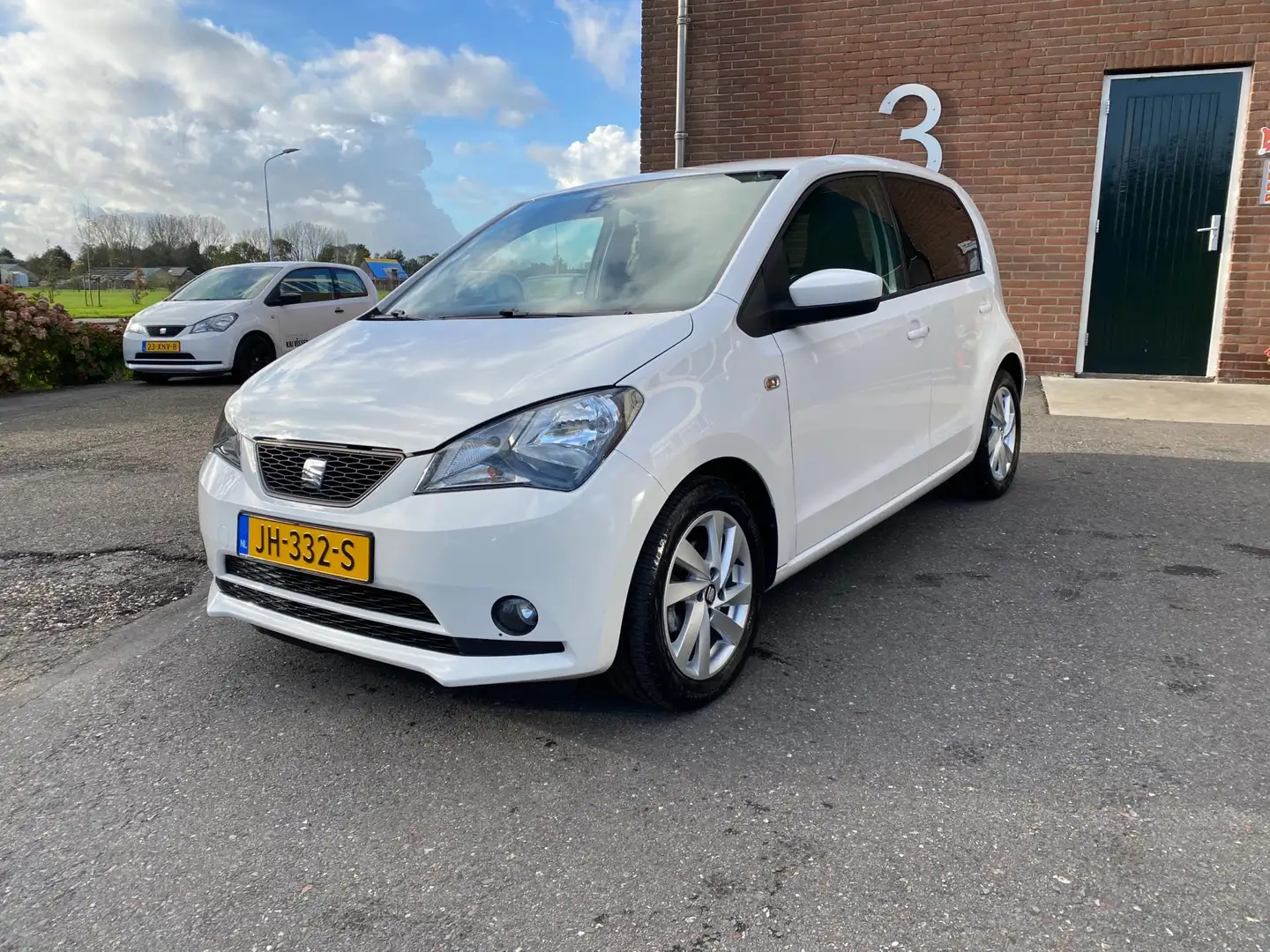 SEAT Mii 1.0 Sport Connect / pdc / cruise / 1e Eig. Wit - 2