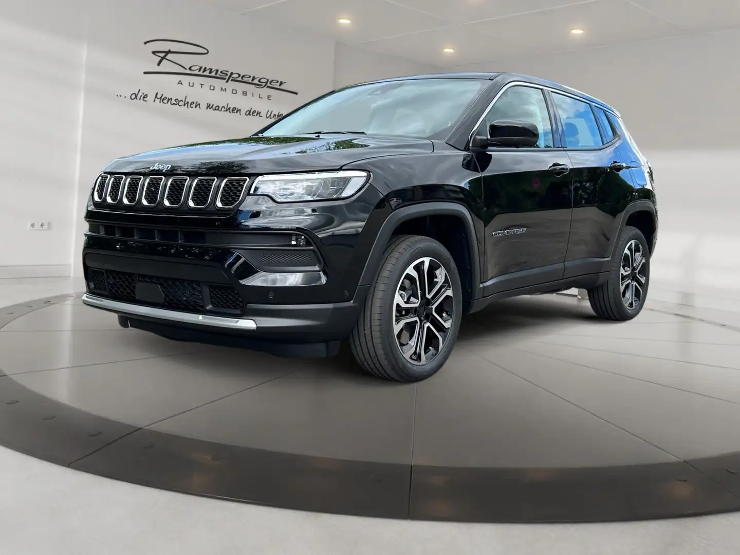 Jeep Compass Altitude Plug-In Hybrid 4WD Zwart - 2