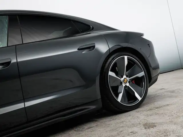 Porsche Taycan GTS Ansicht 10