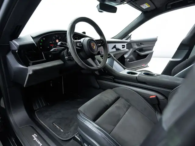 Porsche Taycan GTS Ansicht 45