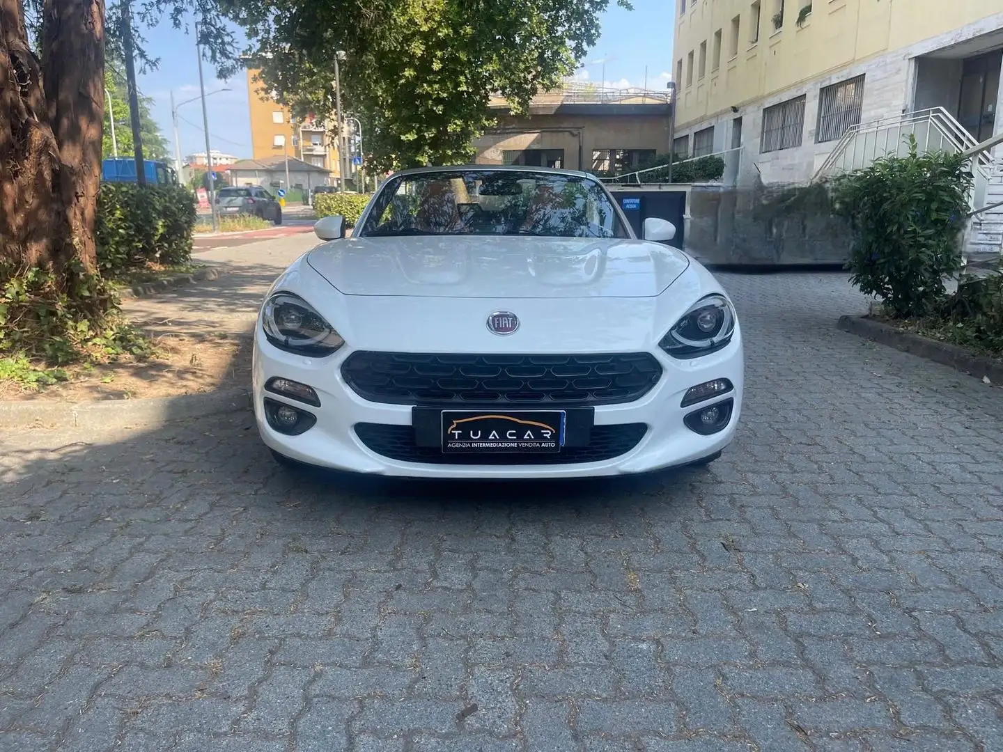 Fiat 124 Spider Lusso 1.4 Multiair Turbo Bianco - 2