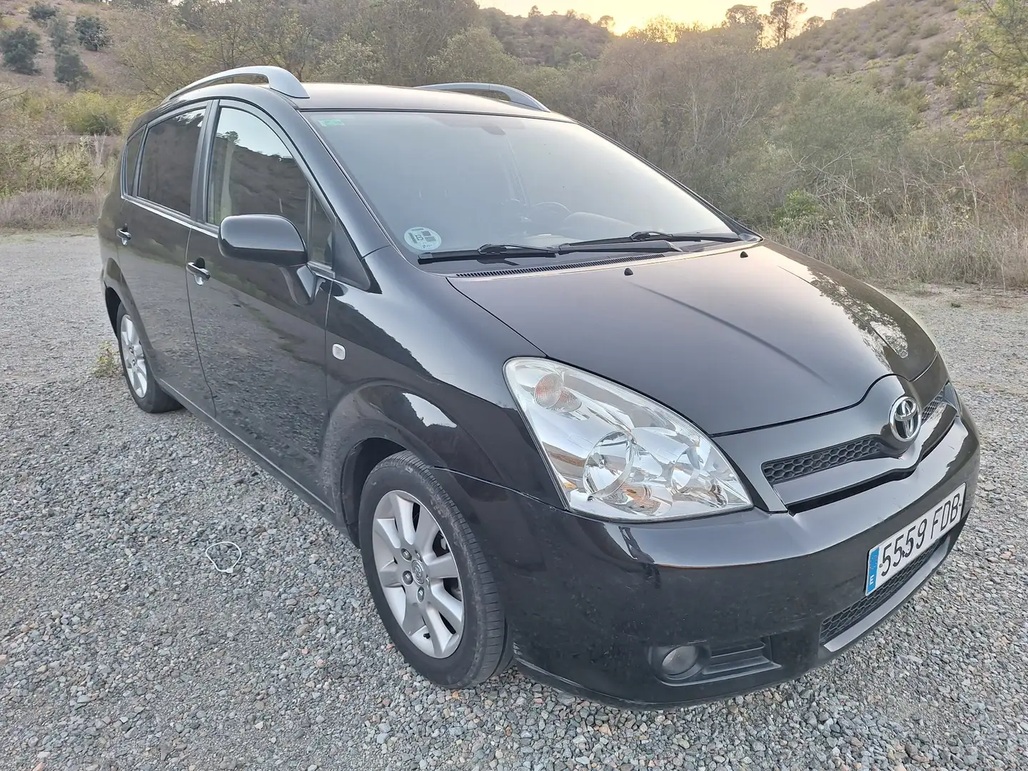 Toyota Corolla Verso 2.2D4D Luna - 2