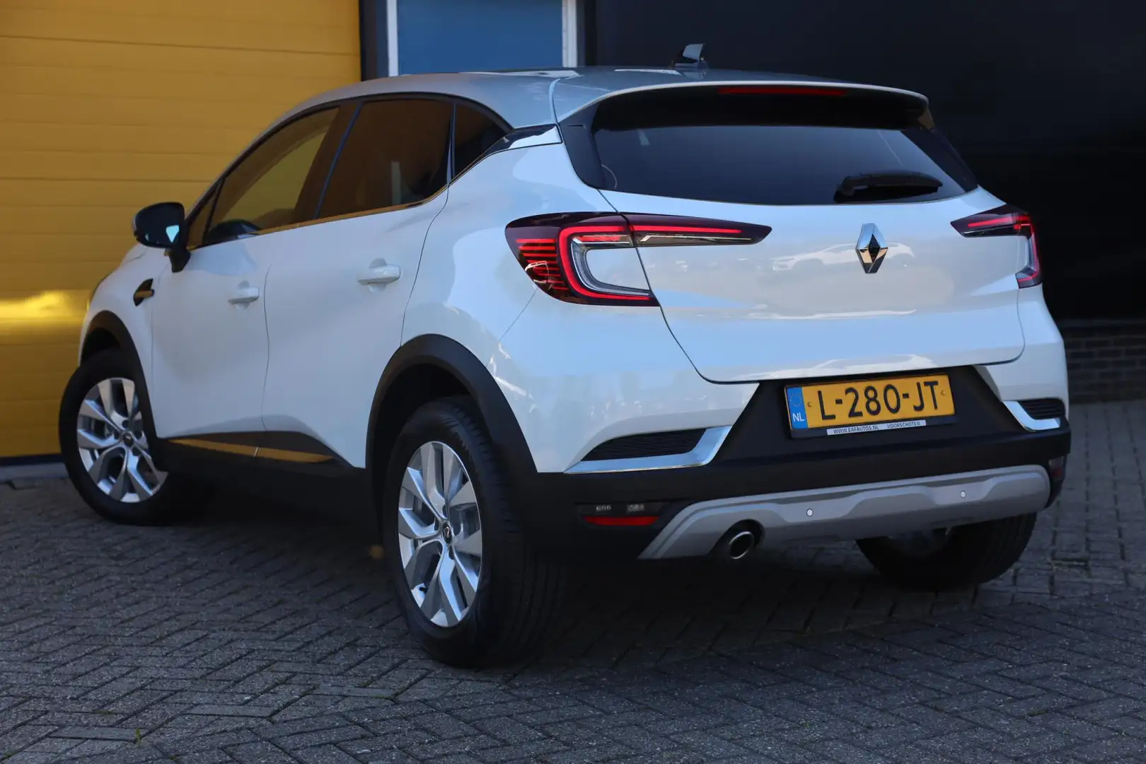 Renault Captur 1.3 TCe 140 Intens / AUT / Navi / Camera / Cruise Blanco - 2