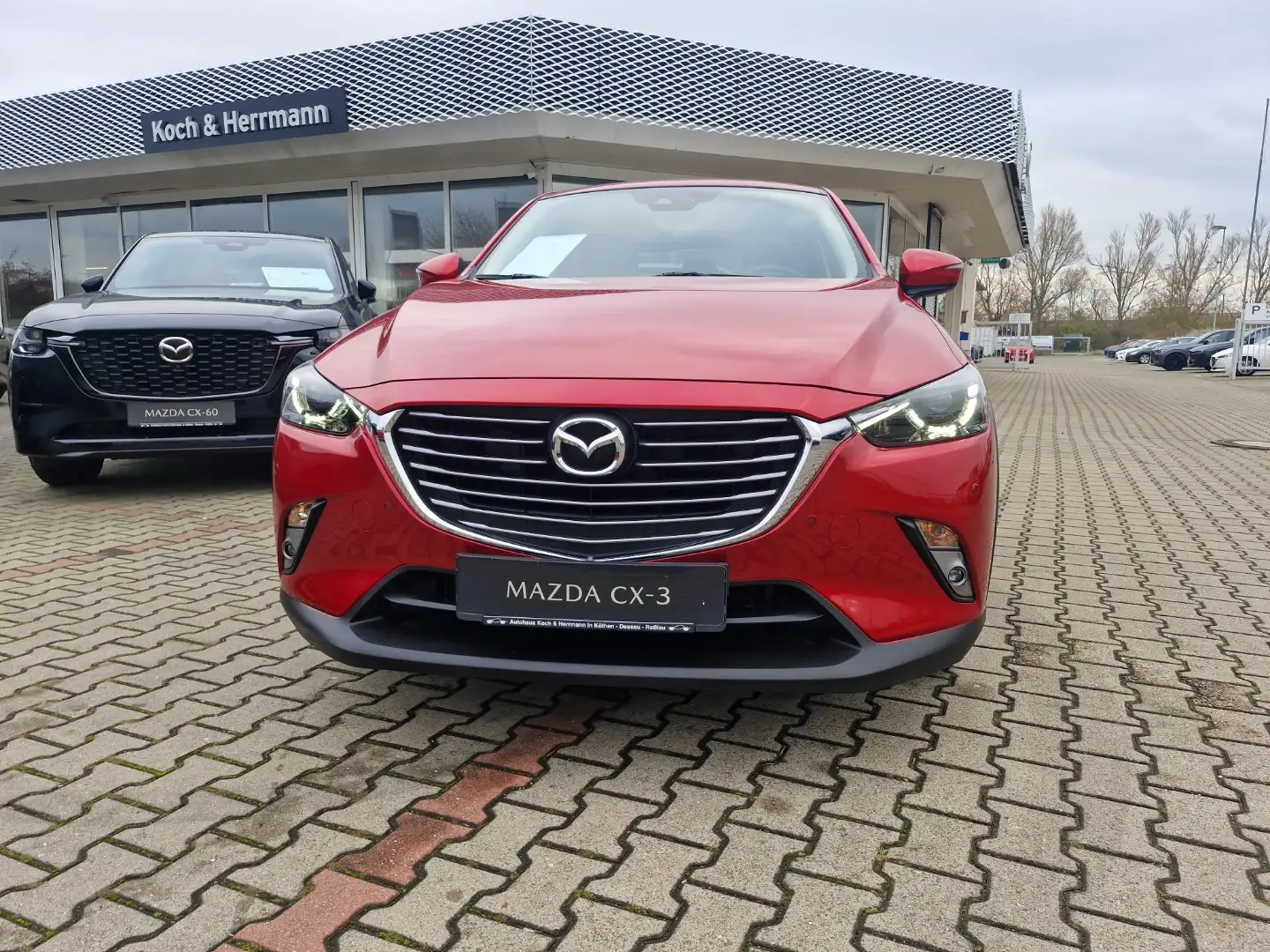 Mazda CX-3 SKYACTIV-G 120 Automatik Sportsline Rouge - 2