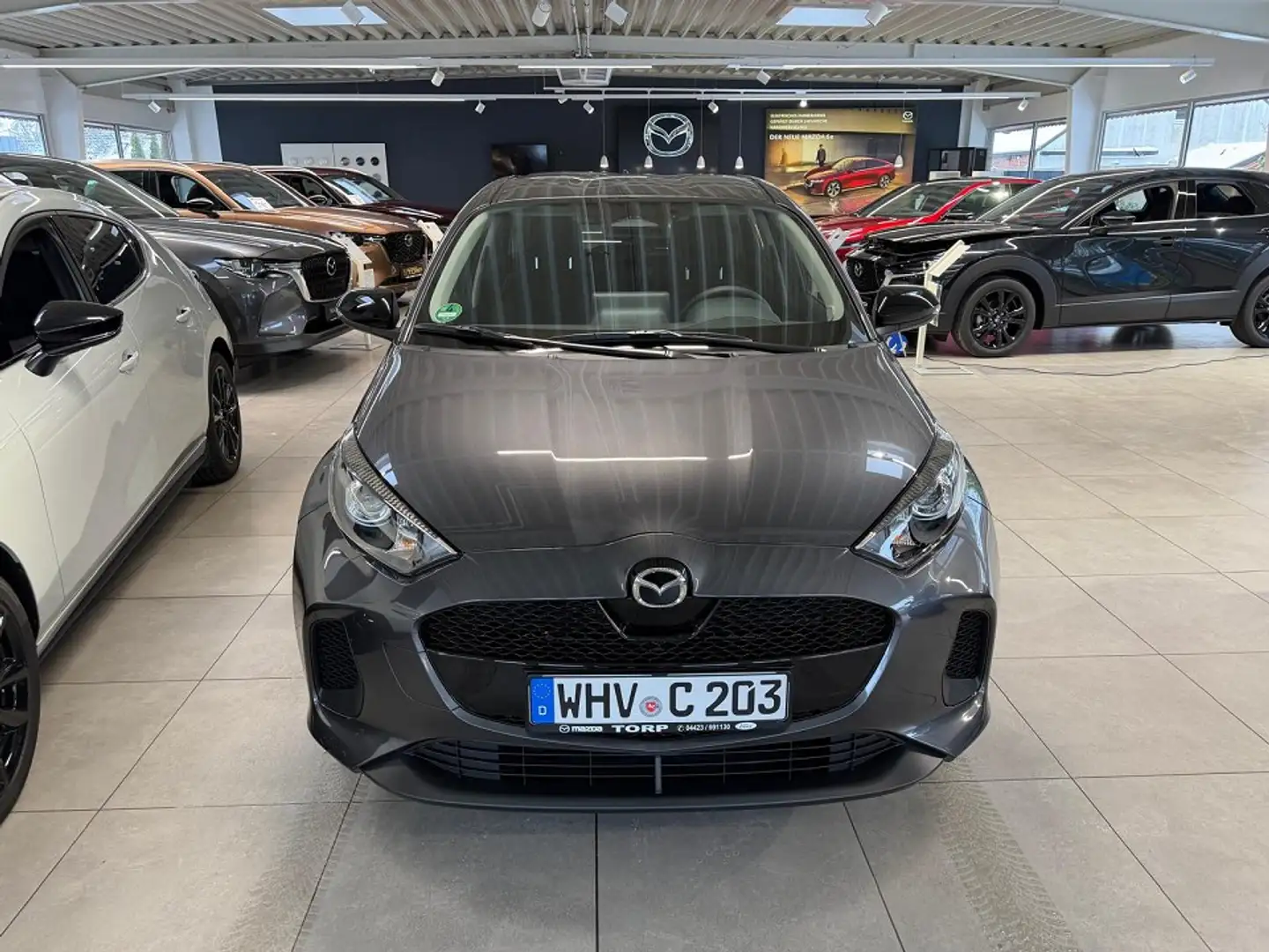 Mazda 2 Hybrid 1.5 l 116 PS CVT FWD Centre-Line Grau - 2