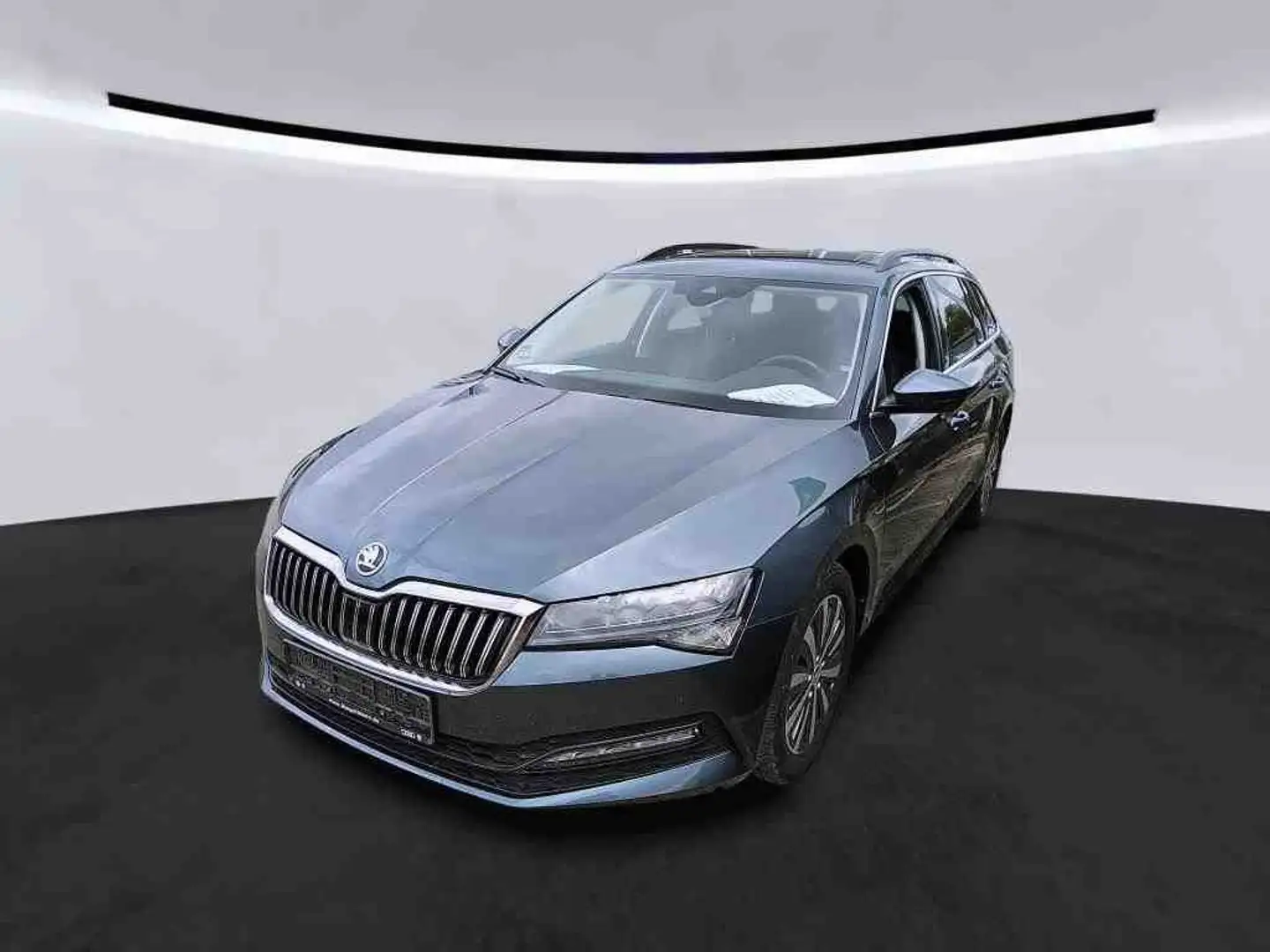 Skoda Superb Combi 2.0 TDI DSG *LED *ACC *PANO *NAVI *SHZ *APP Grau - 1