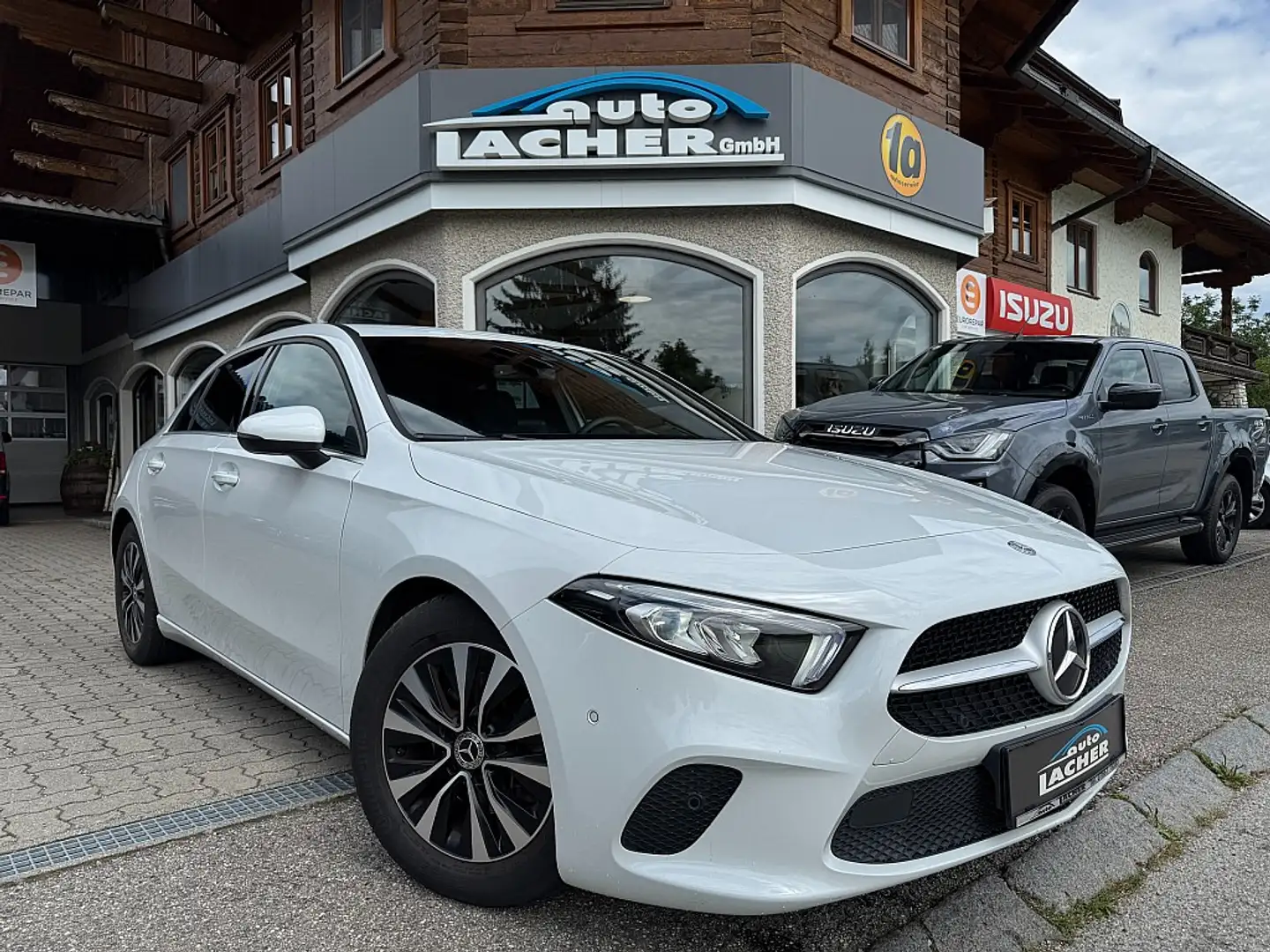 Mercedes-Benz A 180 d Aut.*Voll LED*Leder*RFK* Weiß - 1