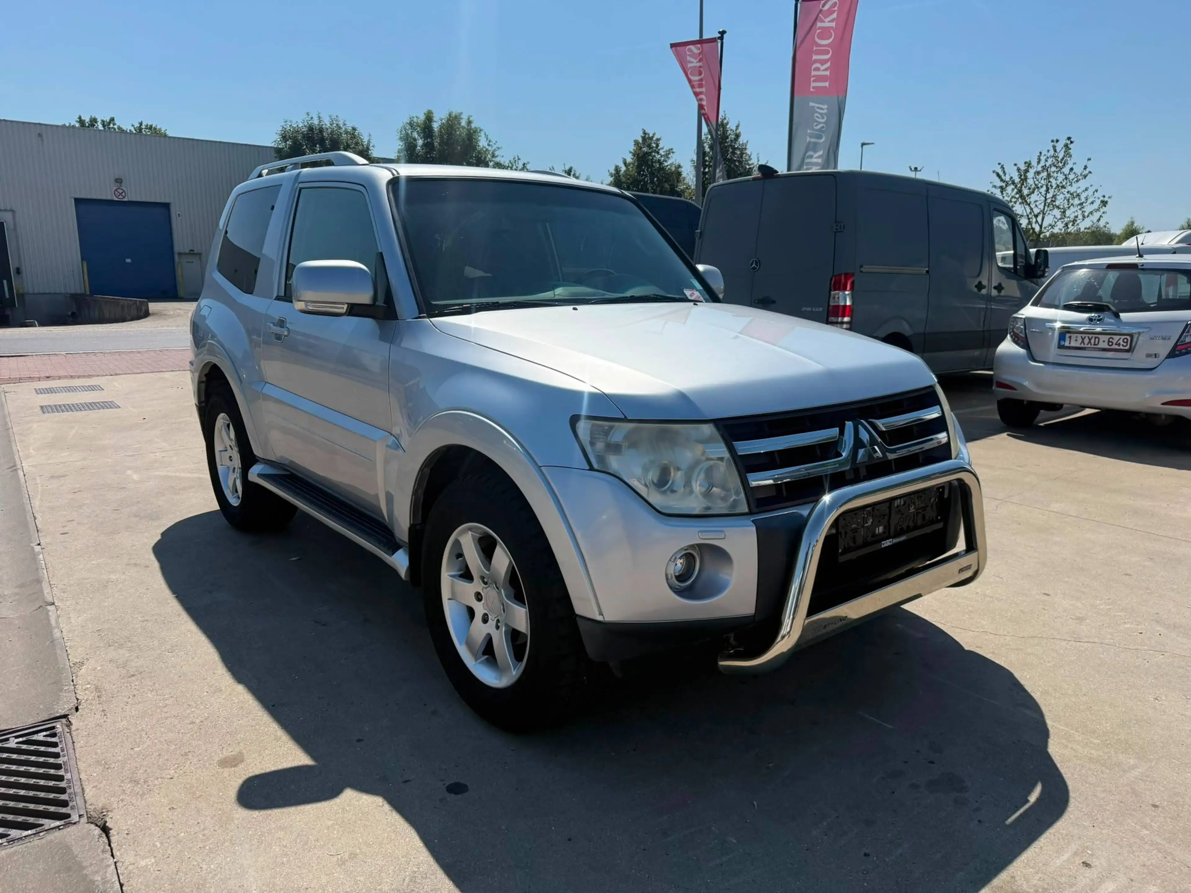 Mitsubishi Pajero — photo 3