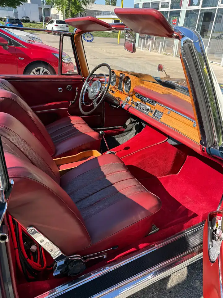 Mercedes-Benz 220 SEb Werkscabrio, foto 11