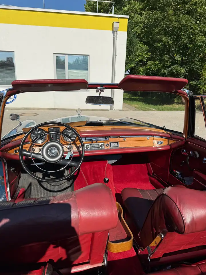 Mercedes-Benz 220 SEb Werkscabrio, foto 12