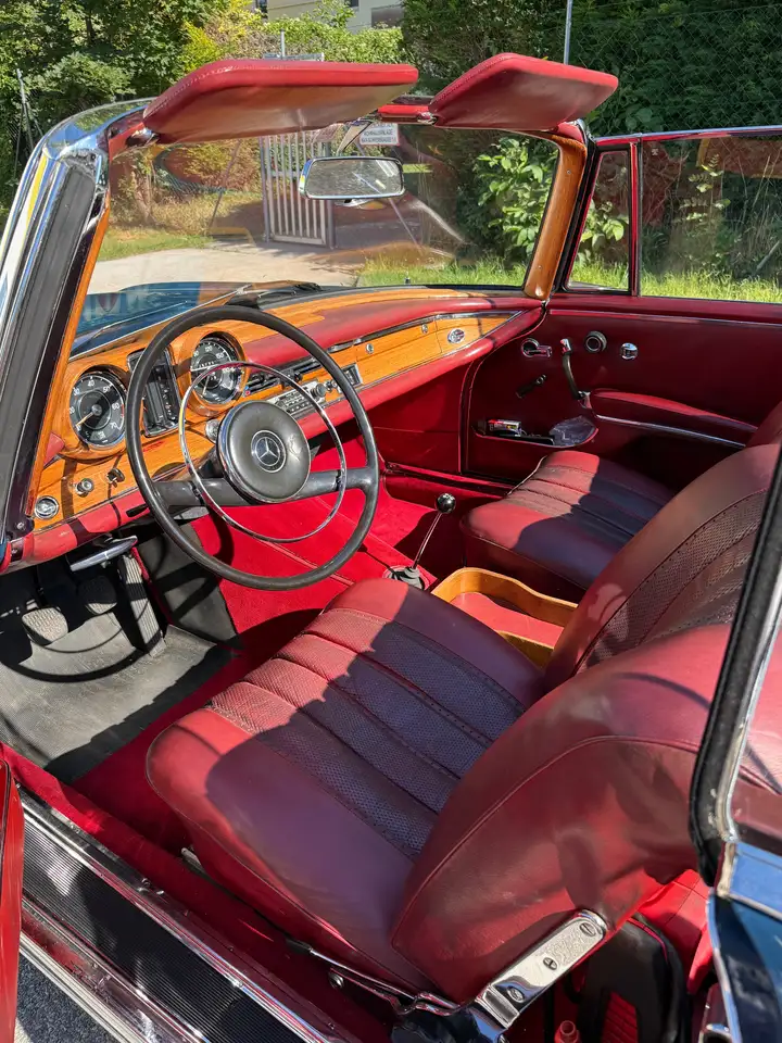 Mercedes-Benz 220 SEb Werkscabrio, foto 10